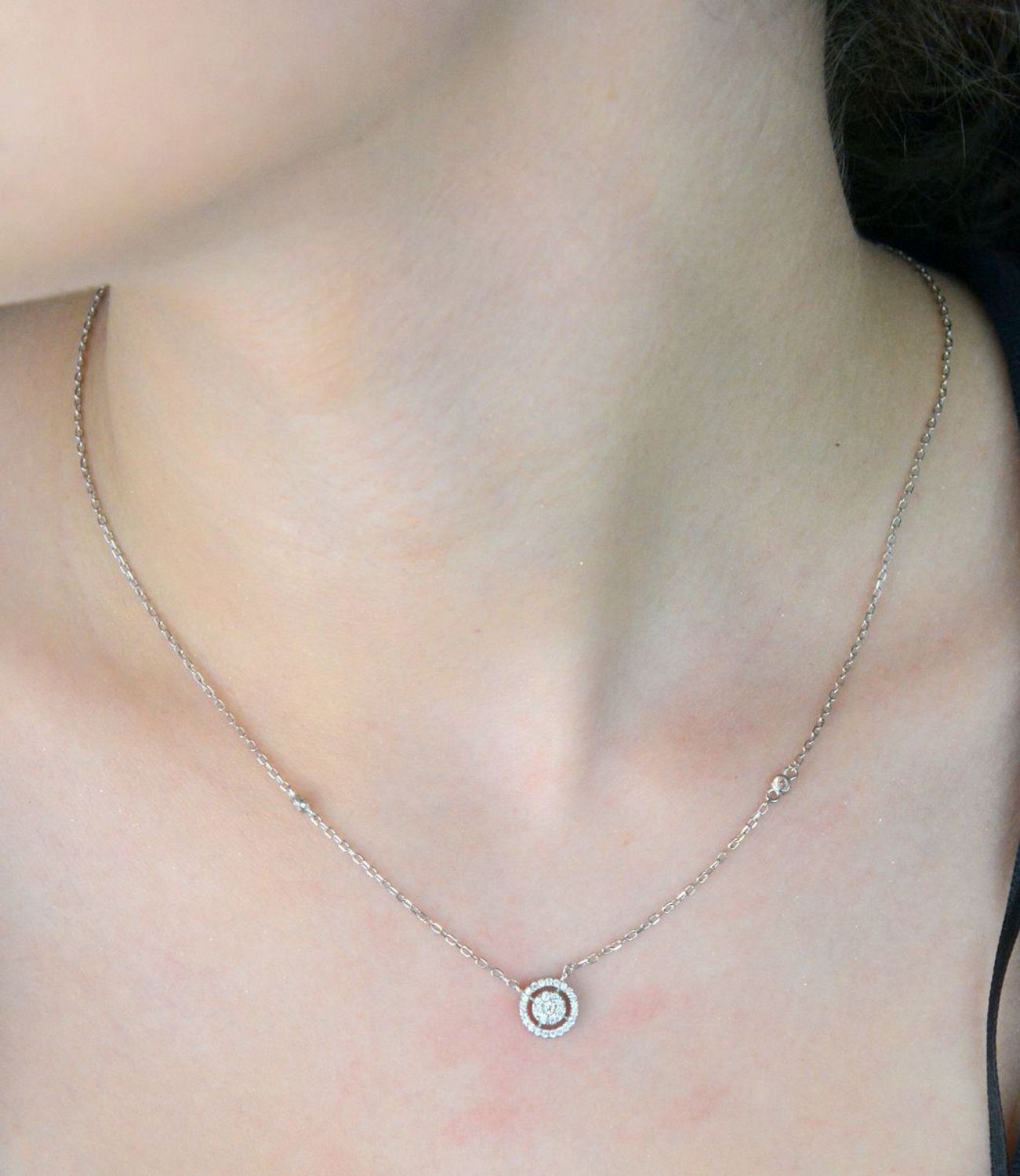 Naszyjnik srebrny damski 925 celebrytka kółeczko w cyrkoniach DIA-NSZ-12252-925 (2).jpg