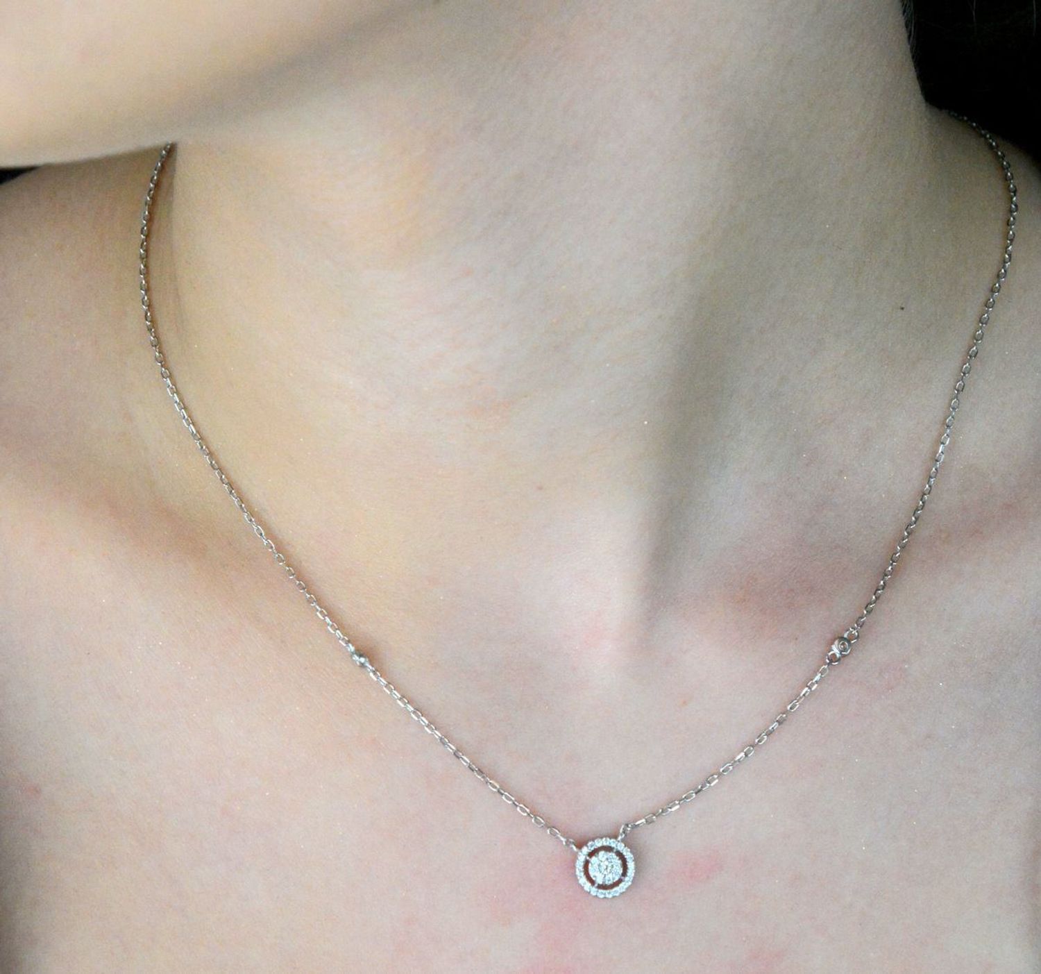 Naszyjnik srebrny damski 925 celebrytka kółeczko w cyrkoniach DIA-NSZ-12252-925 (2).jpg