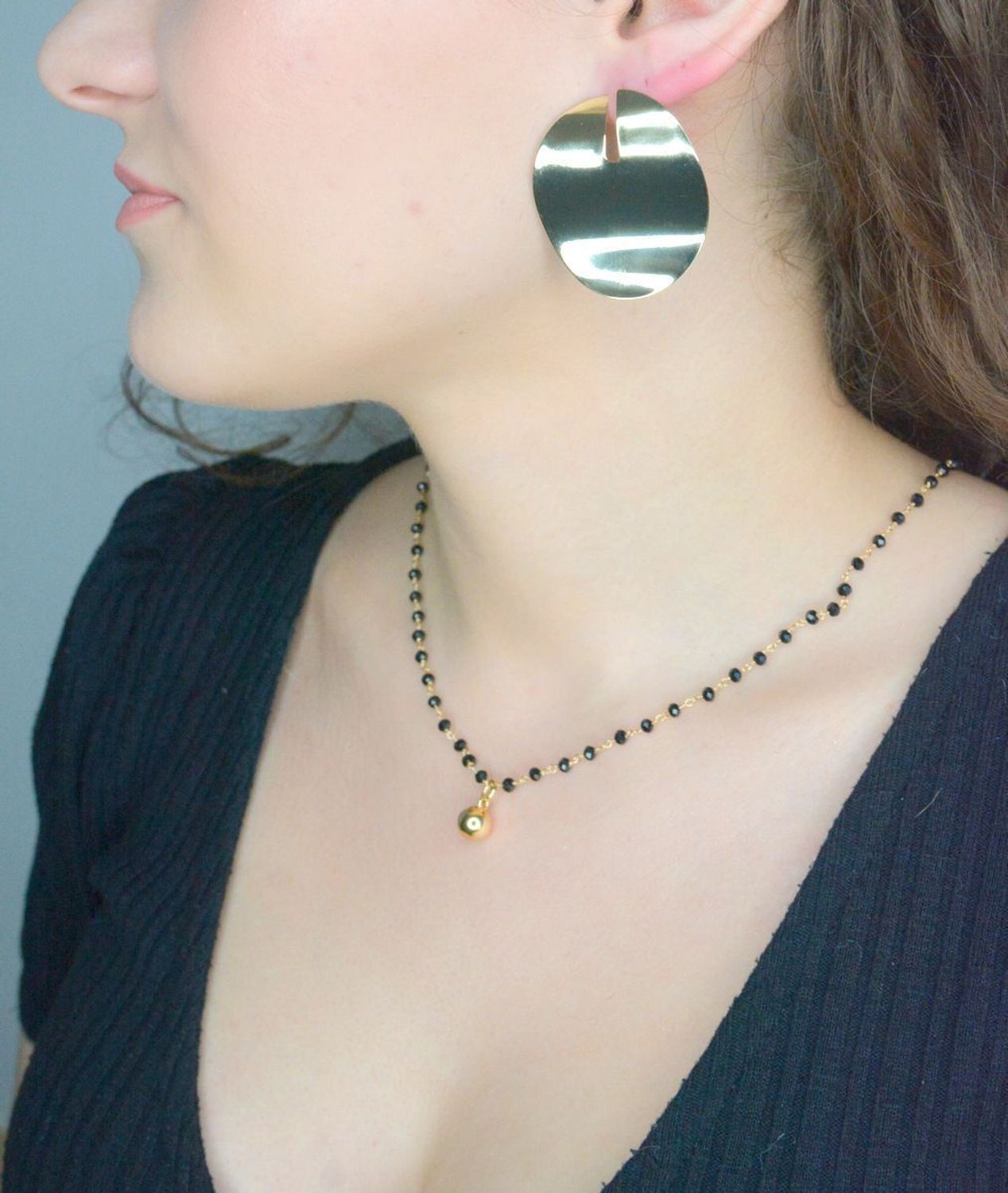 Srebrny naszyjnik damski 925 pozłacany z czarnymi koralikami DIA-NSZ-12361-925  Naszyjnik wykonany z najwyższej jakości srebra. Idealny pomysł na prezent dla każdej kobiety. Naszyjnik wykonany.jpg