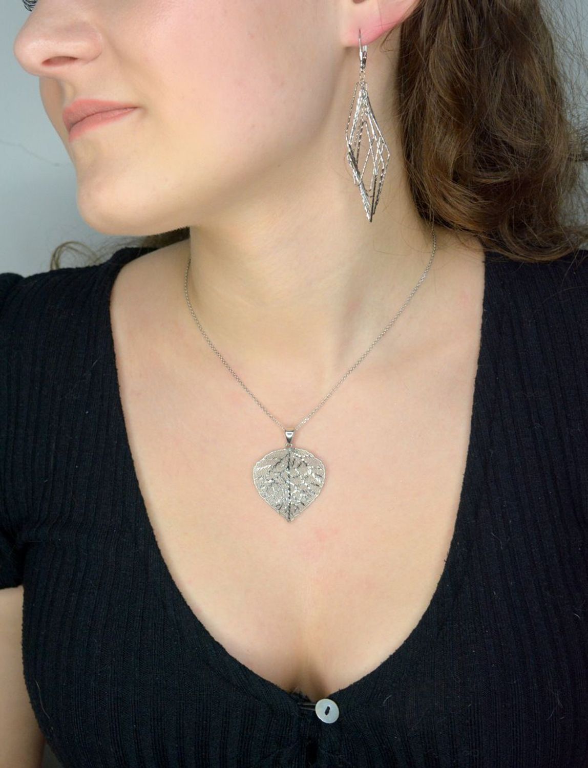 Srebrny naszyjnik liść próba 925, DIA-NSZ-12373-925.jpg