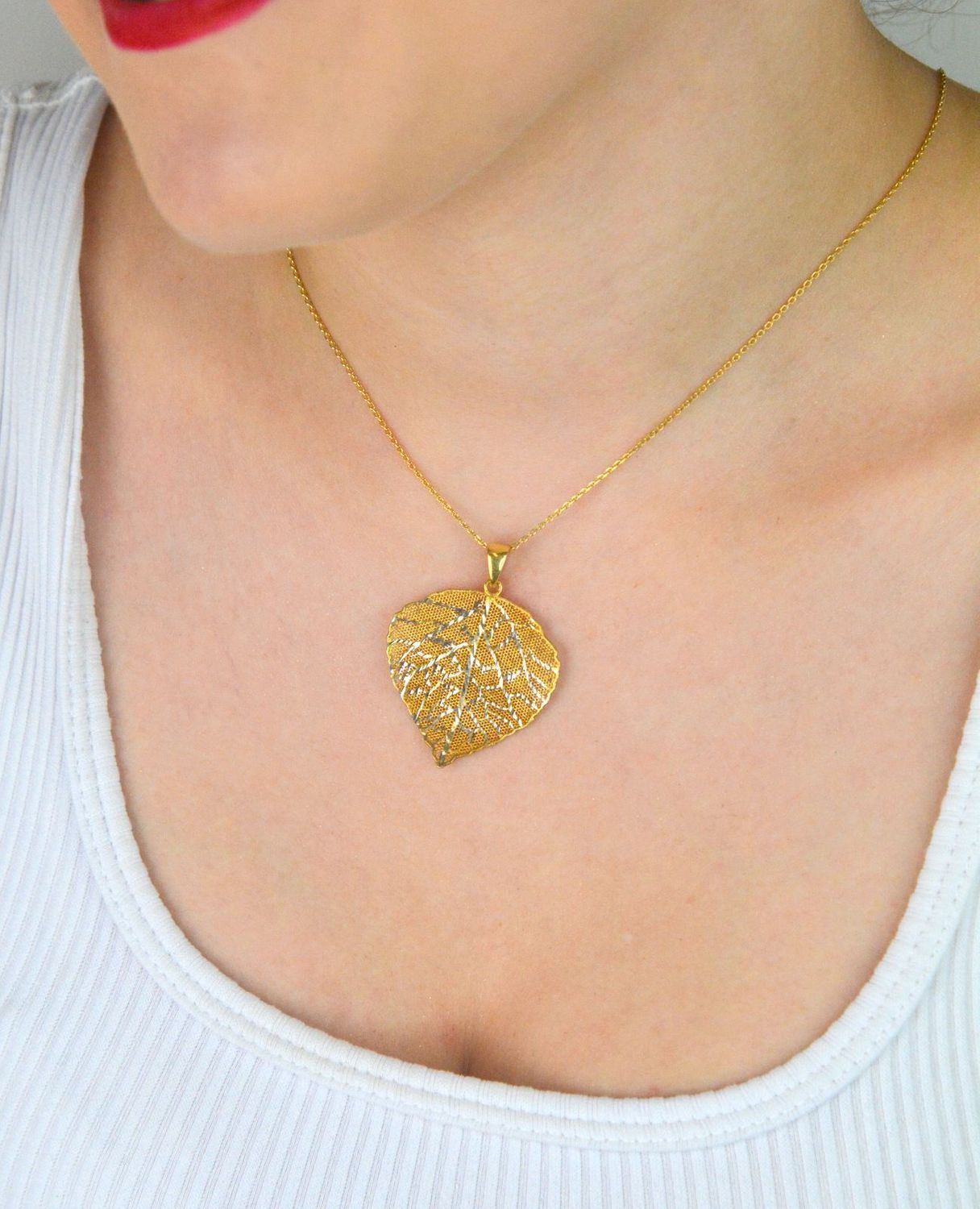 Pozłacany srebrny naszyjnik celebrytka z zawieszką liścia  Srebro 925  42 cm + 3 cm (2).jpg