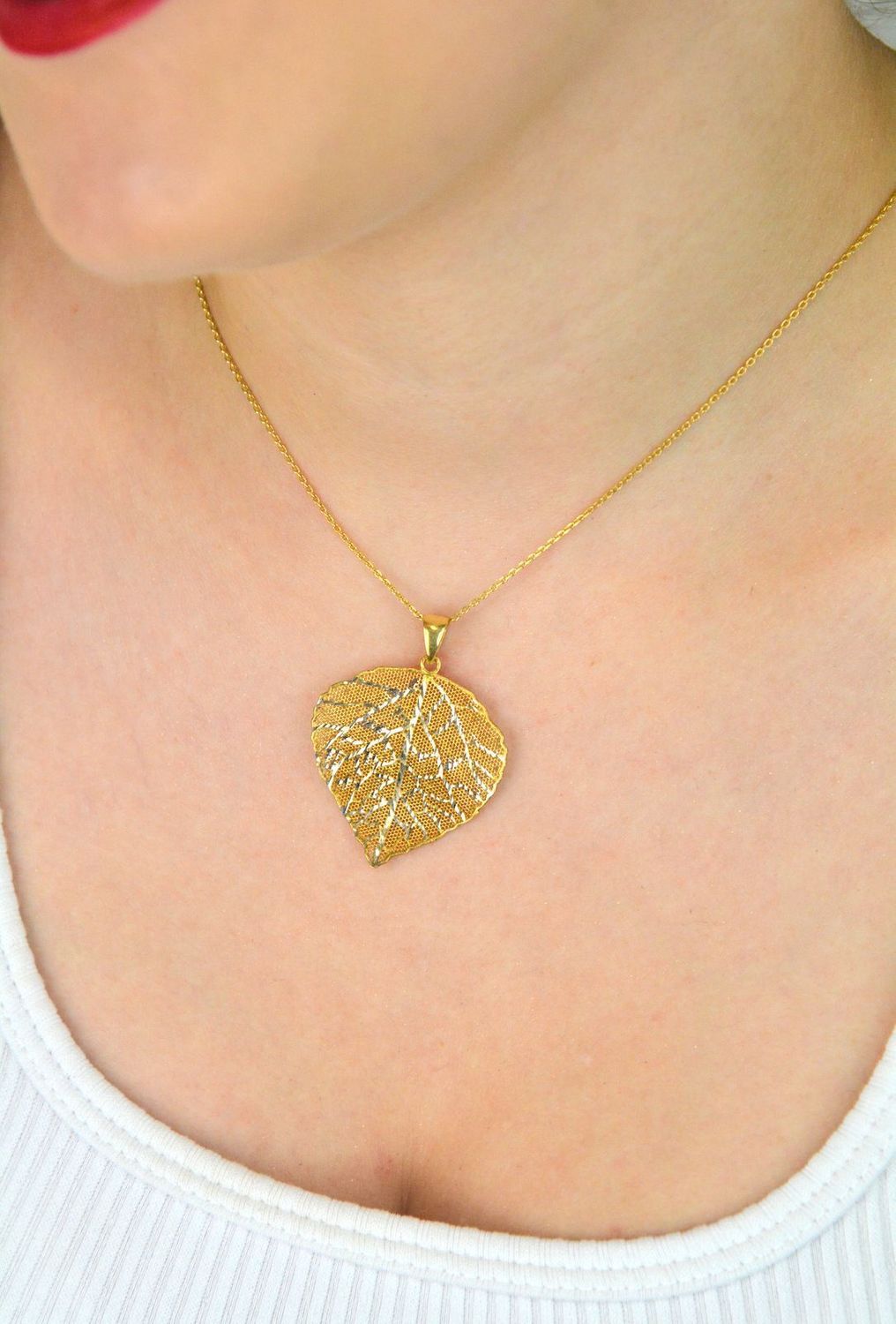 Pozłacany srebrny naszyjnik celebrytka z zawieszką liścia  Srebro 925  42 cm + 3 cm (2).jpg