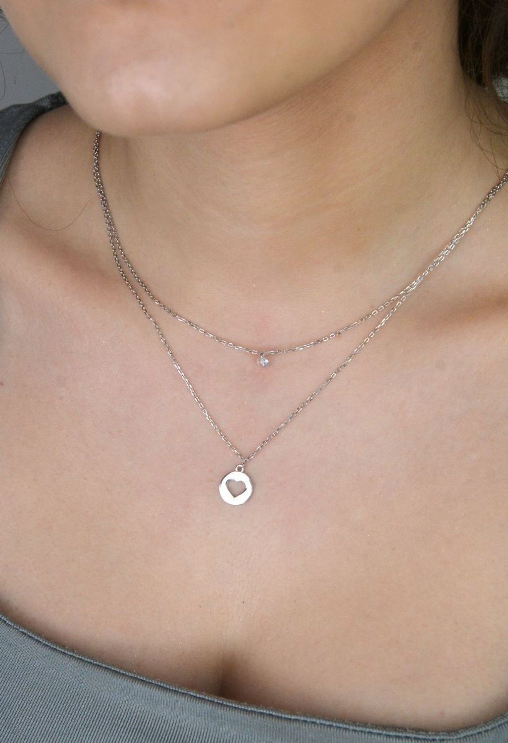 Naszyjnik srebrny celebrytka serce i diamencik próba 925, DIA-NSZ-12457-925. Naszyjnik wykonany z najwyższej jakości srebra. Idealny pomysł na prezent dla każdej kobiety.2.jpg