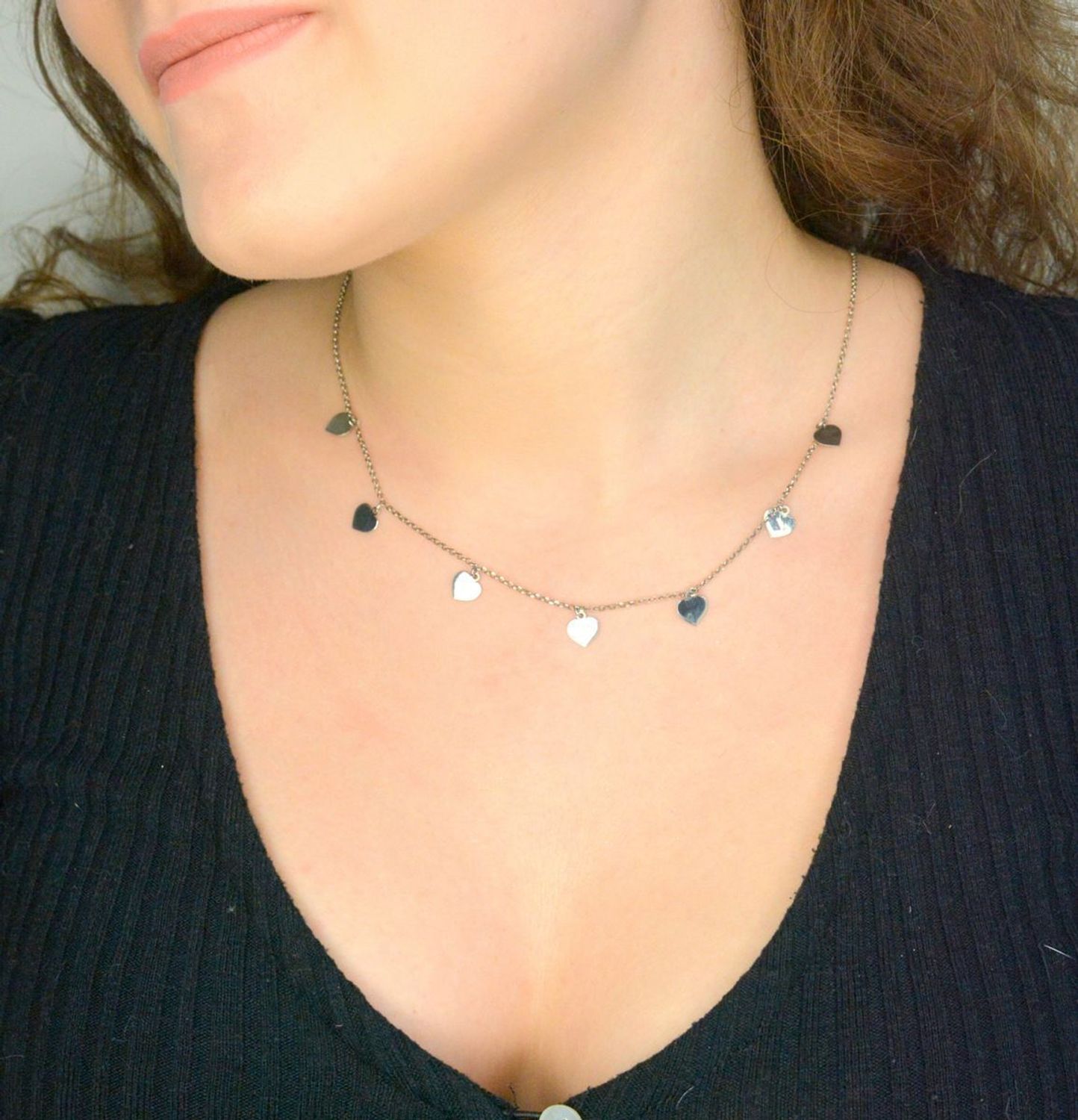 Srebrny naszyjnik damski celebrytka 925 z wiszącymi sercami DIA-NSZ-12514-925 (2).jpg