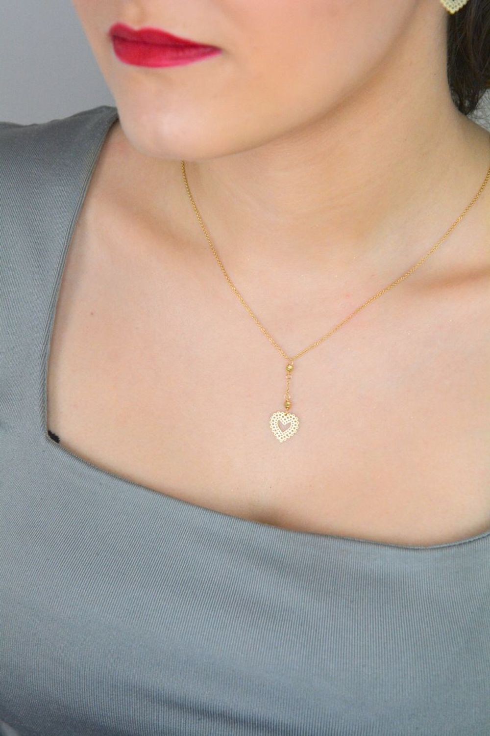 Złoty naszyjnik celebrytka wiszące serce próba 585, DIA-NSZ-12961-585. Naszyjnik celebrytka z wiszącym sercem to świetny wybór na prezent (2).jpg