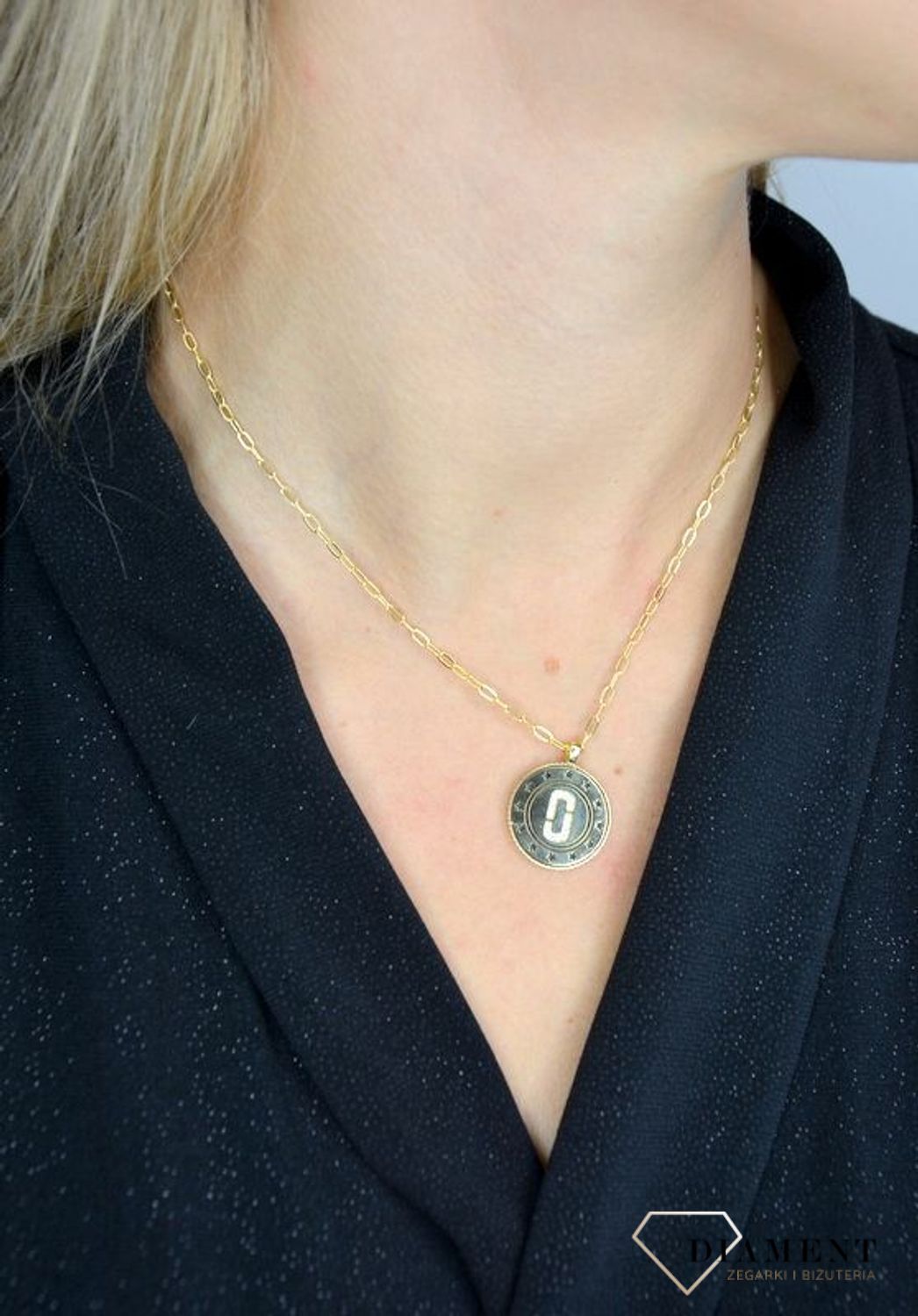 Łańcuszek srebrny pokryty złotem z ogniwek z zawieszką i gwiazdeczkami DIA-NSZ-1298-925.jpg