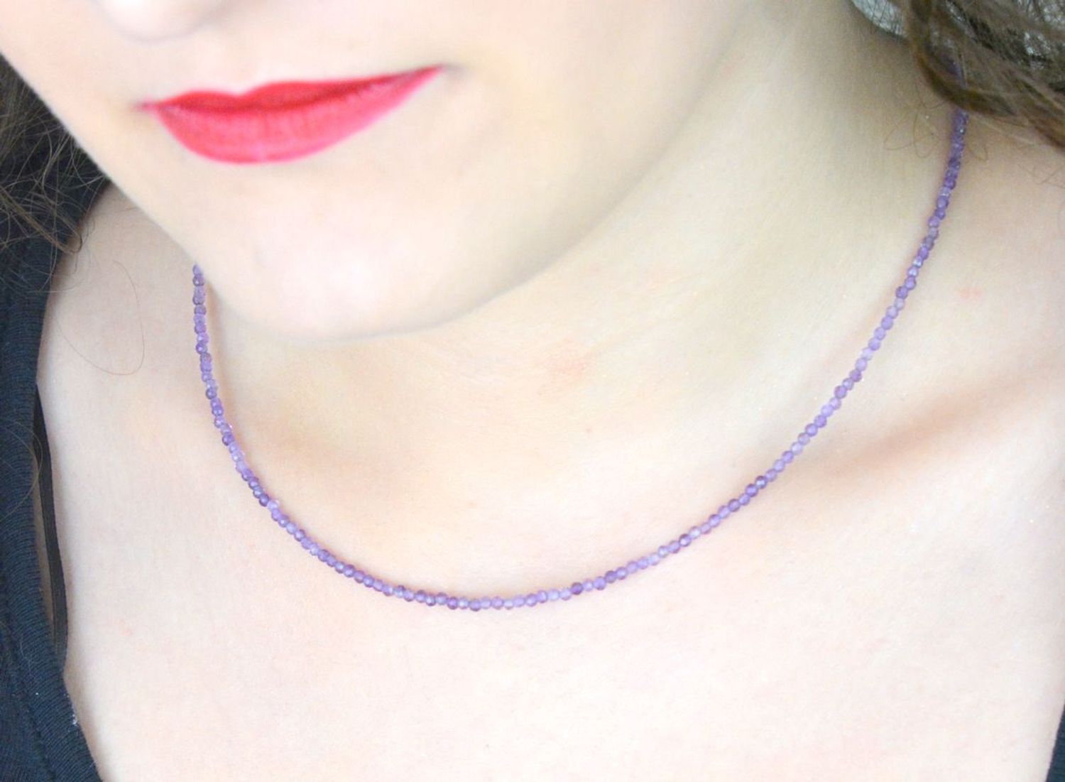 Delikatny naszyjnik damski srebro 925 DIA-NSZ-13108-925 z naturalnym ametystem 2 mm. Długość 40 cm + 3 cm regulacji. Elegancki i lekki dodatek na co dzień i okazje specjalne.1.jpg