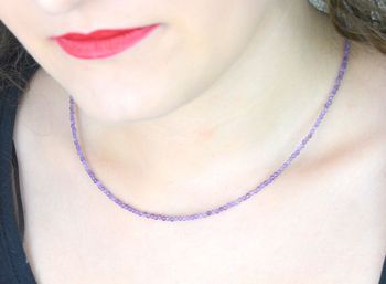 Delikatny naszyjnik damski srebro 925 DIA-NSZ-13108-925 z naturalnym ametystem 2 mm. Długość 40 cm + 3 cm regulacji. Elegancki i lekki dodatek na co dzień i okazje specjalne (4).JPG