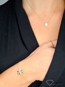 Srebrny naszyjnik pokryty złotem z cyrkonią to błyszczące refleksy cyrkonii i subtelne wzornictwo, które perfekcyjnie łączy się zarówno z letnimi sukienkami, jak również z codziennymi (2).JPG