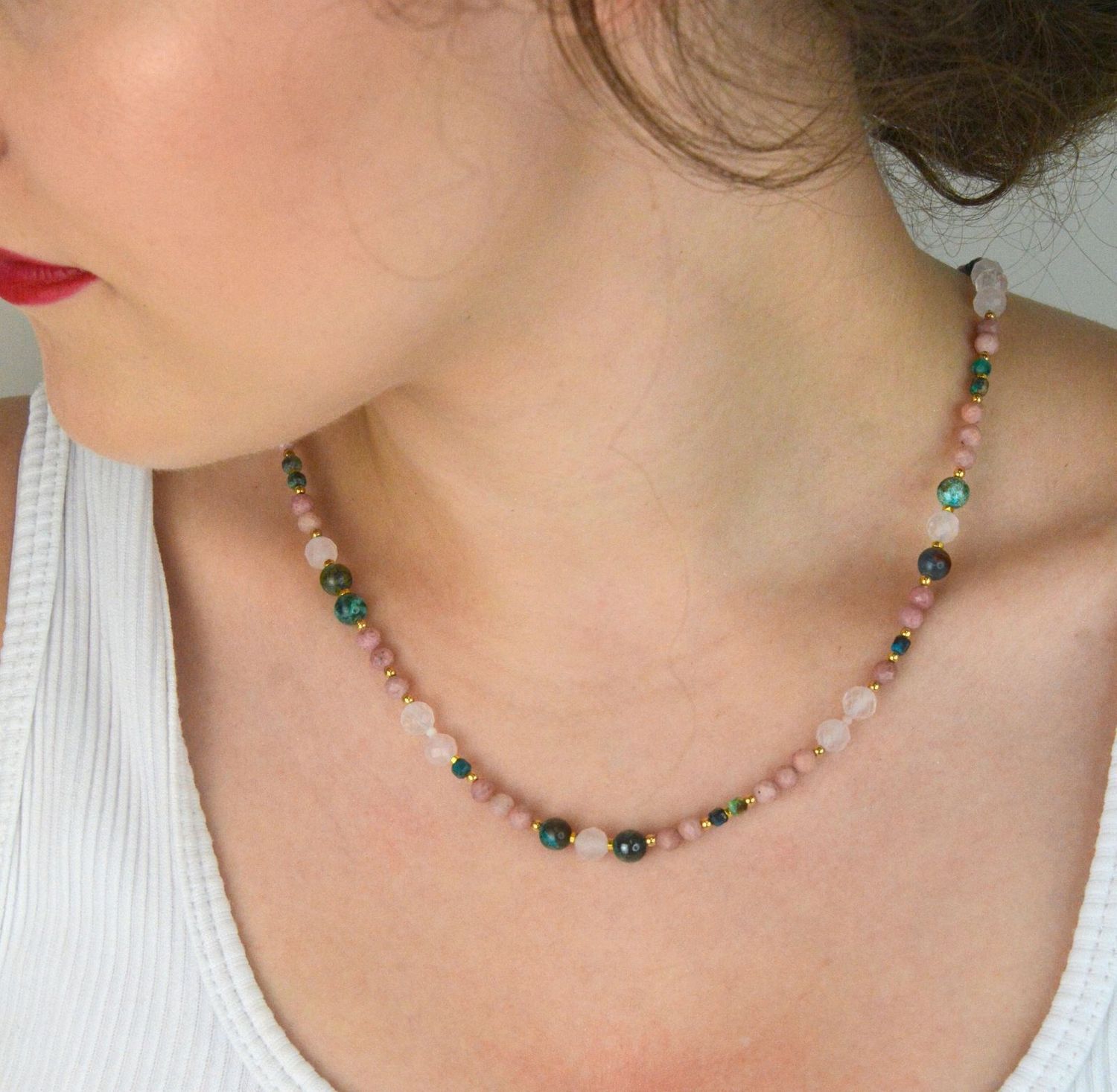 Naszyjnik damski srebrny z chryzokolą, rodonitem i kwarcem różowym – kamienie naturalne  DIA-NSZ-13536-925.jpg