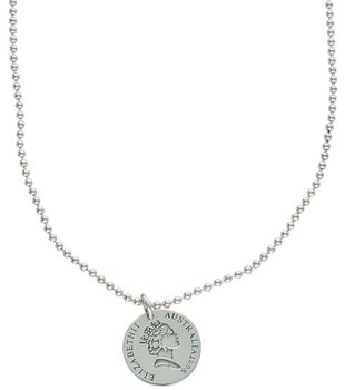 Srebrny naszyjnik 925 z zawieszką – monetą Elżbieta II. Długość 45+5 cm, elegancki i klasyczny styl. Idealny na prezent lub do codziennych stylizacji.1.jpg