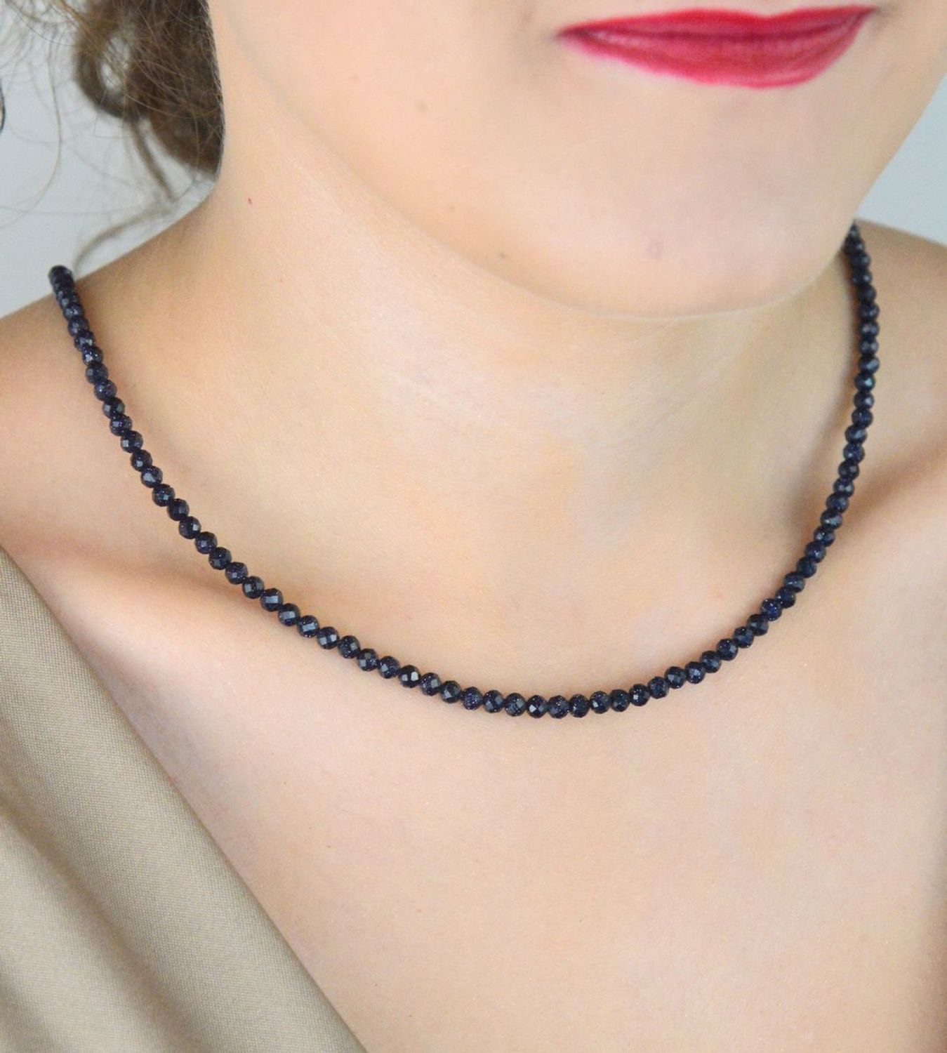 Naszyjnik srebrny 925 z naturalnym kamieniem noc kairu. Długość 43+2 cm, waga 9,15 g, zapięcie karabińczyk. Blask nocy w eleganckim wydaniu.1.jpg