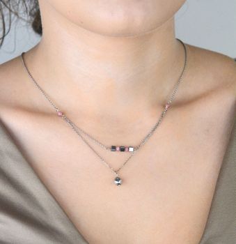 Naszyjnik srebrny 925 z naturalnym rodonitem i hematytem. Długość 43+2 cm, waga 3,20 g, zapięcie karabińczyk. Subtelny, kobiecy i elegancki (1).JPG