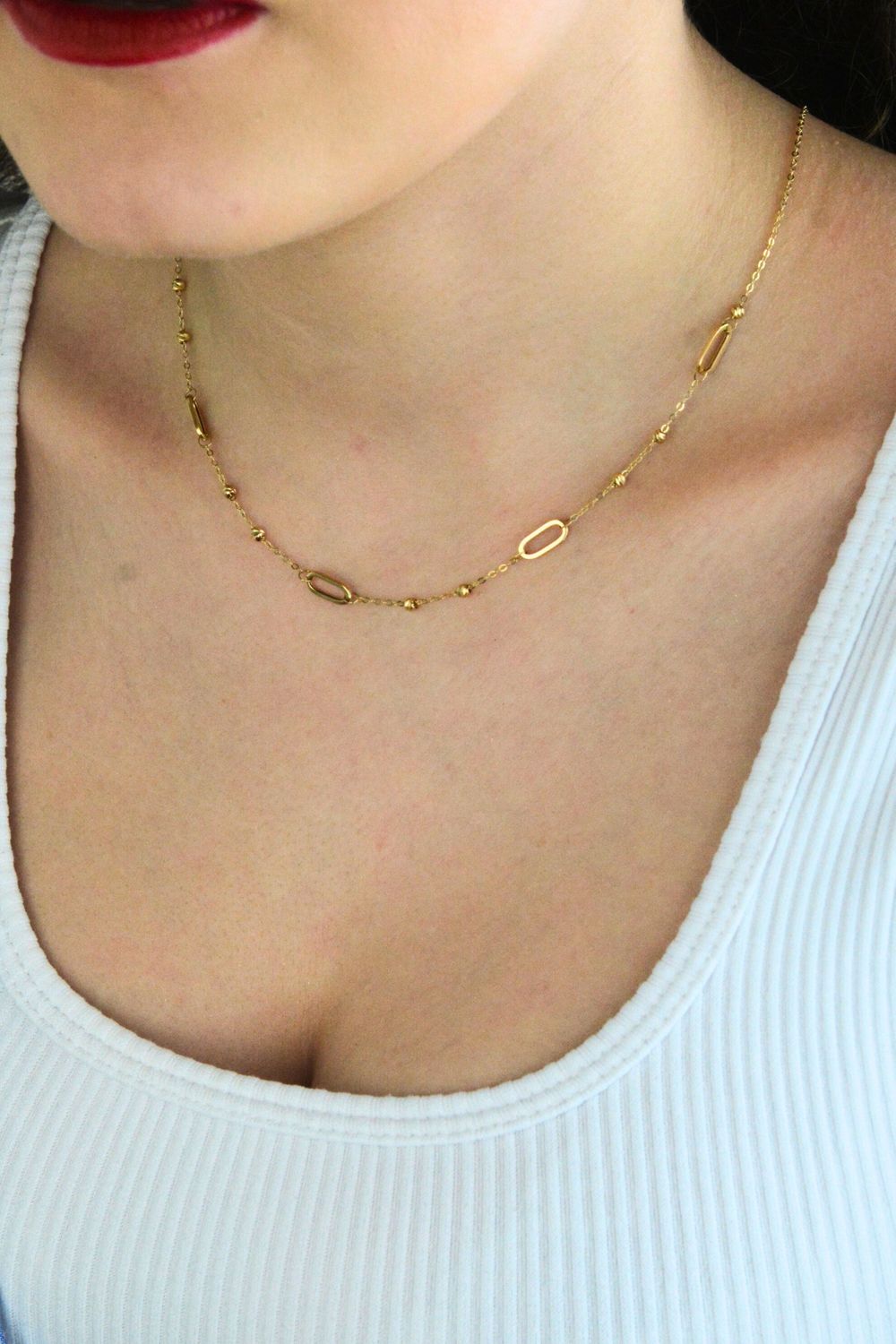 Złoty naszyjnik 585 z gładkimi ognikami i błyszczącymi kuleczkami – 45 cm.jpg