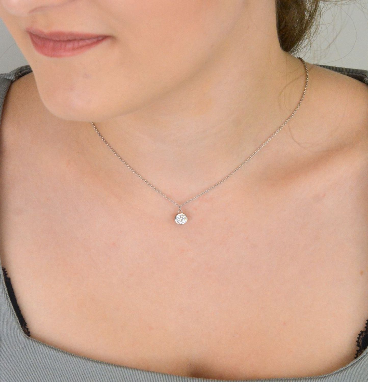 naszyjnik srebrny 925, naszyjnik damski z cyrkonią, biżuteria srebrna z zawieszką, naszyjnik z białą cyrkonią, delikatny srebrny naszyjnik, DIA-NSZ-13640-9251.jpg