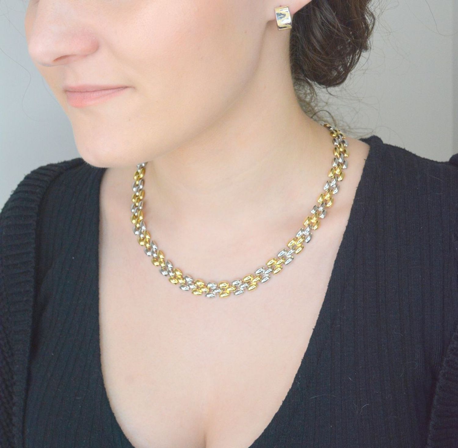 Naszyjnik złoty damski ozdobne ogniwa pr 585, DIA-NSZ-1367-585 Złoty naszyjnik, złota kolia wykonany z najwyższej jakości złota próby 585. Łańcuszek składa się z prostych owalnych oczek, 1.jpg