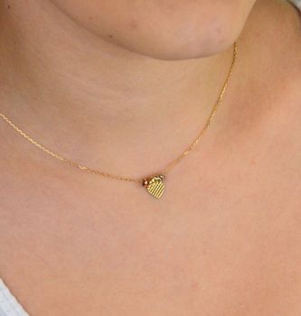 Subtelny naszyjnik damski ze złota próby 585, model DIA-NSZ-13785-585. Zdobiony serduszkiem i małymi kółeczkami, długość 42 + 3 cm, waga 1,66 g, zapięcie na karabińczyk. Idealna biżuteria na prezent i na co dzień (1).JPG