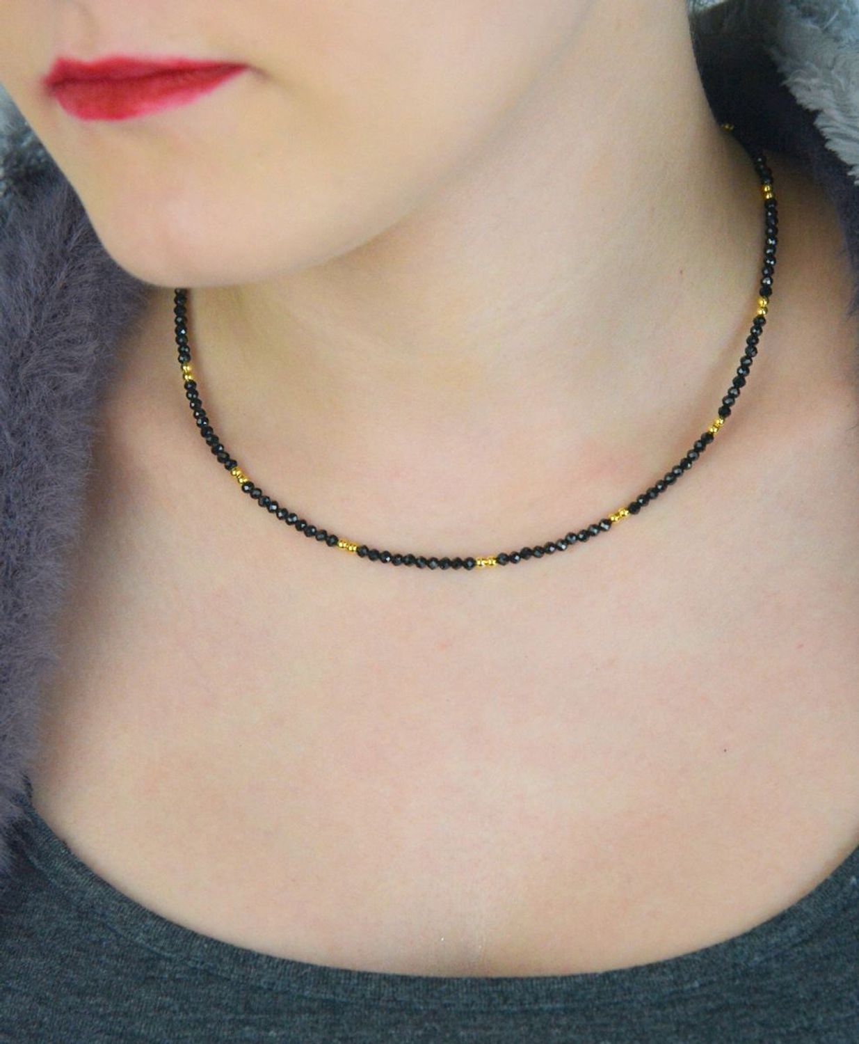 Elegancki naszyjnik srebrny 925, pozłacany, z turmalinami. Długość 42+6 cm, waga 6,22 g. Idealny prezent i subtelny dodatek do stylizacji.1.jpg