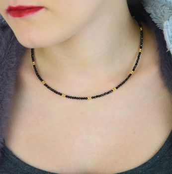 Elegancki naszyjnik srebrny 925, pozłacany, z turmalinami. Długość 42+6 cm, waga 6,22 g. Idealny prezent i subtelny dodatek do stylizacji (2).JPG