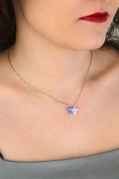 naszyjnik srebrny 925 DIA-NSZ-13877-925 dziecięcy Lilo i Stitch zawieszka (4).jpg