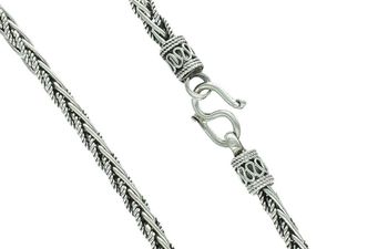 Naszyjnik męski srebrny próby 925, pleciony, długość 51 cm, waga 42,30 g, zapięcie na haczyk. Model DIA-NSZ-13925-925 – elegancki i wyrazisty dodatek dla mężczyzn.3.jpg