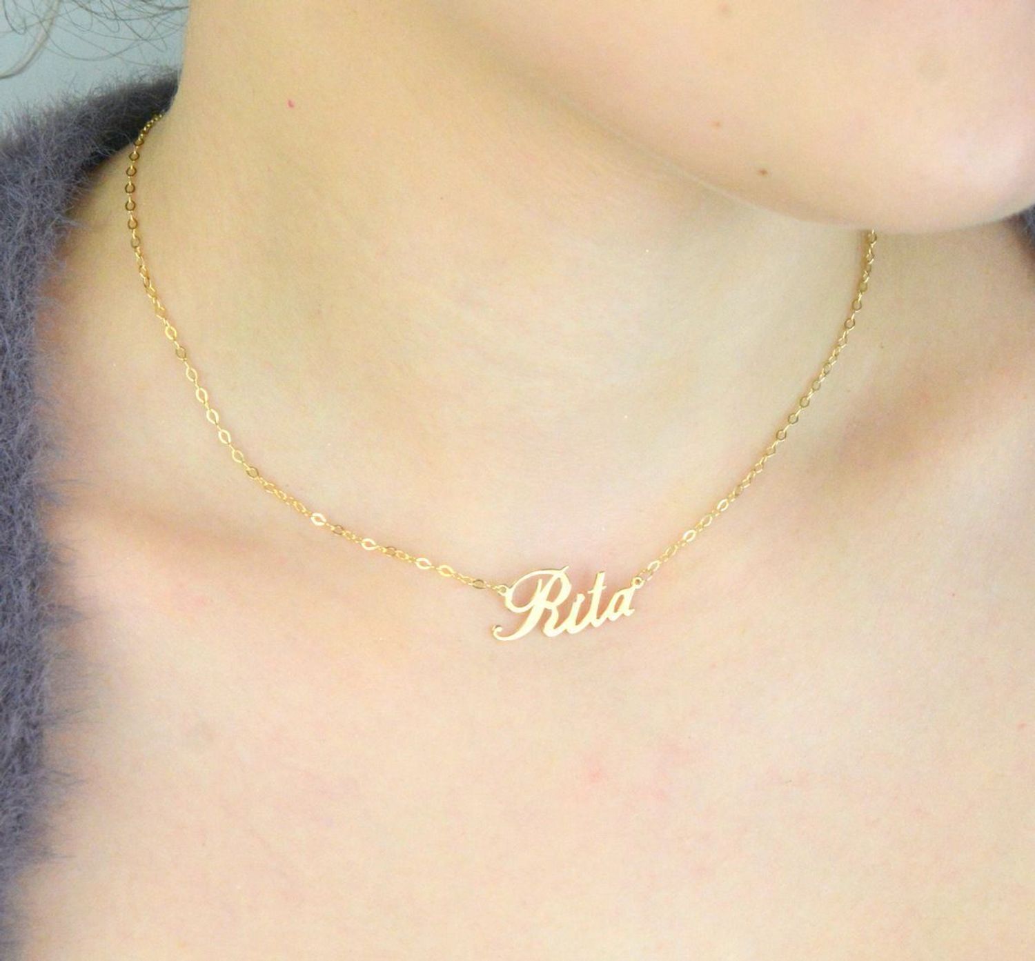Personalizowany naszyjnik złoty 585, łańcuszek ankier z napisem „Rita”. Długość 42+3 cm, waga 2,21 g. Elegancki prezent i codzienny dodatek.1.jpg