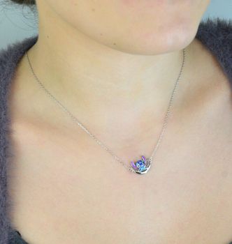 Naszyjnik dziecięcy ze srebra próby 925 z zawieszką Stitch zdobioną emalią. Model DIA-NSZ-13971-925 na łańcuszku ankier, długość 36 + 3 cm, waga 2,50 g, zapięcie na karabińczyk. Idealny prezent dla dziewczynki (2).JPG