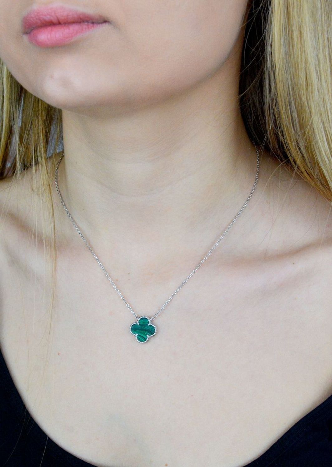 Srebrny naszyjnik damski koniczynka z malachitem DIA-NSZ-2296-925. Bizuteria Van Cleef. Orygianlna koniczynka. Srebro a'la Van Cleef. Naszyjnik z koniczynką na szczęście. Na prezent..jpg