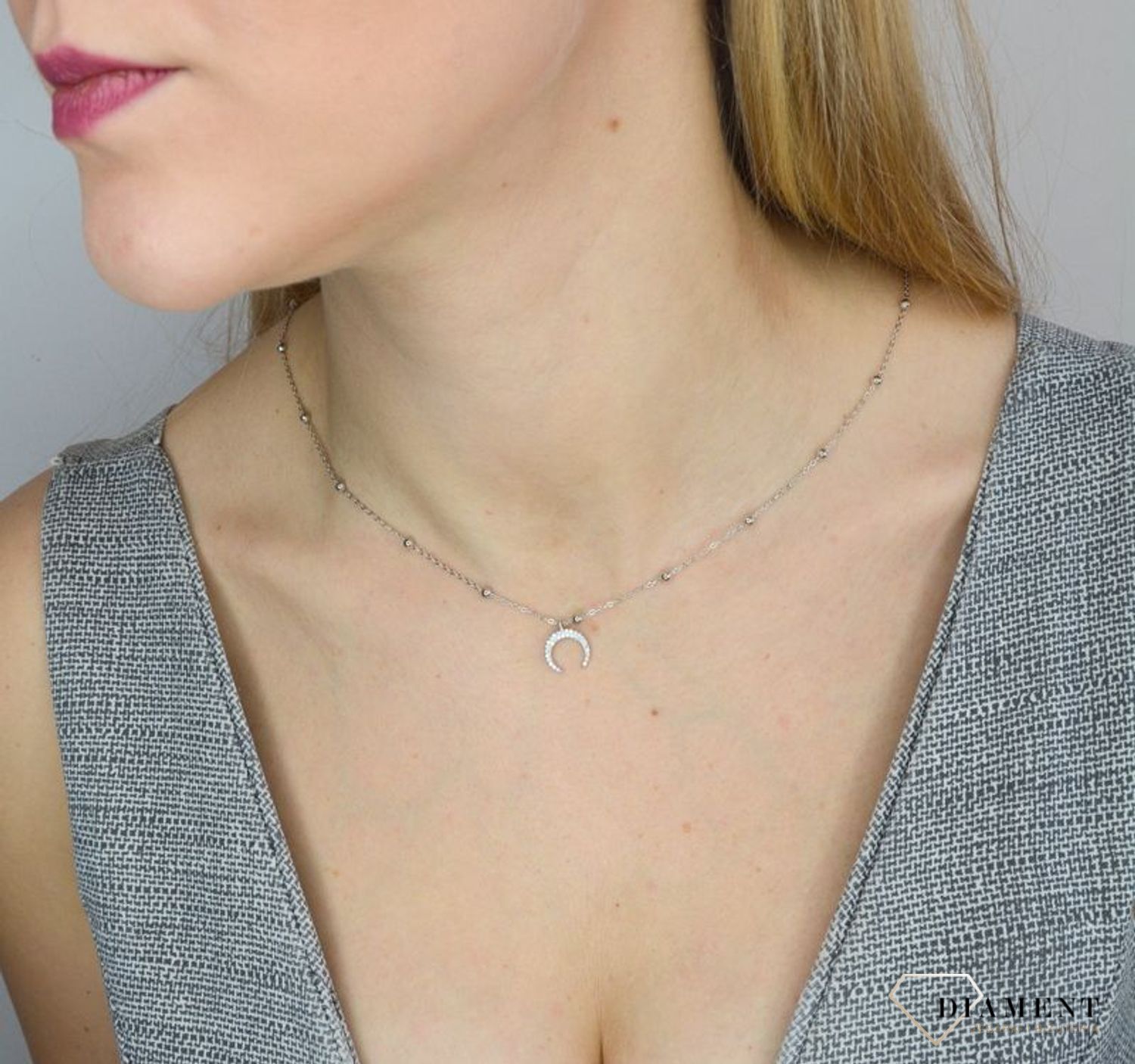 Srebrny naszyjnik księżyc z cyrkonią..jpg