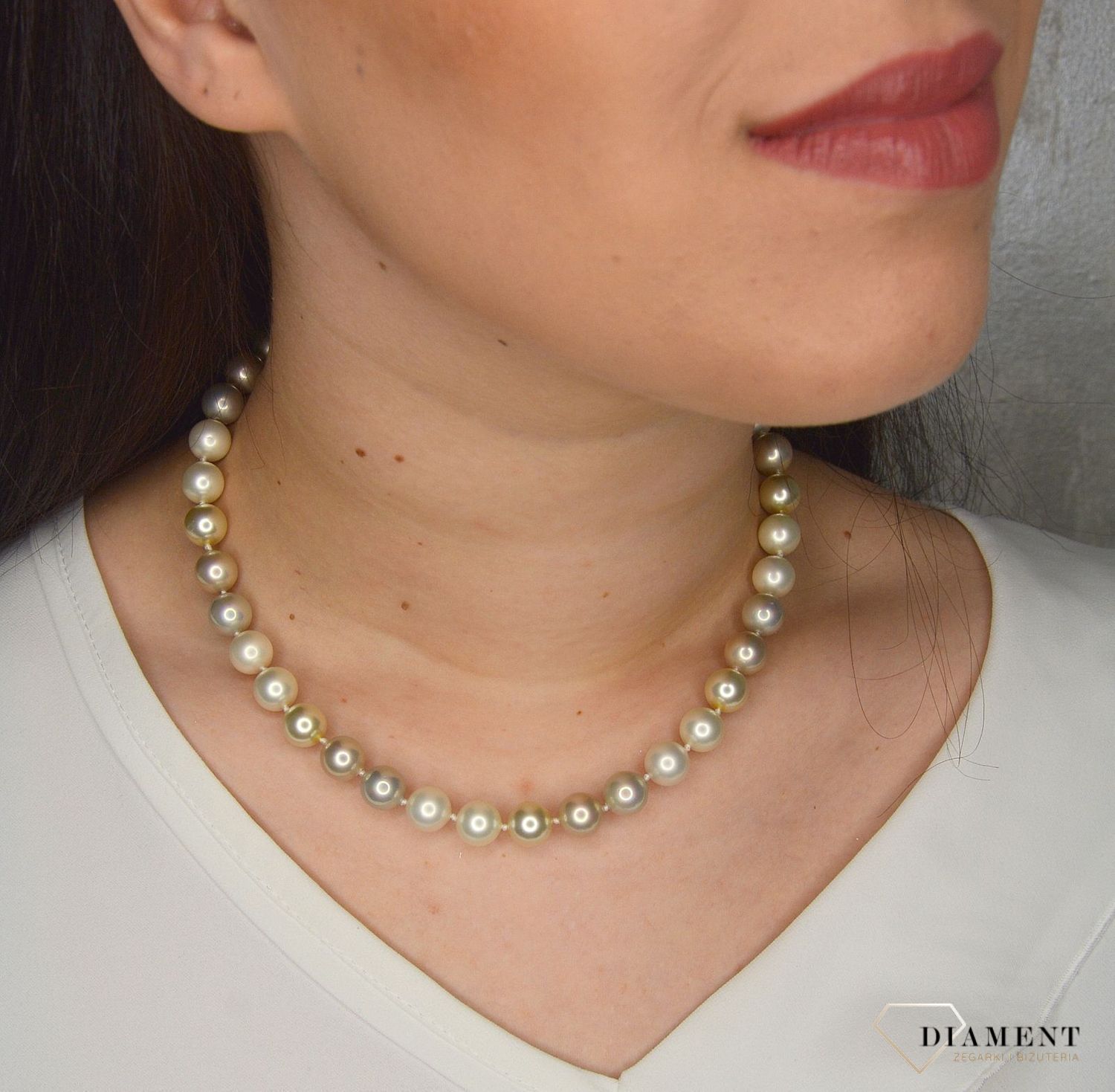 Naszyjnik z perłopławy w jasnym kolorze DIA-NSZ-2375-925.jpg