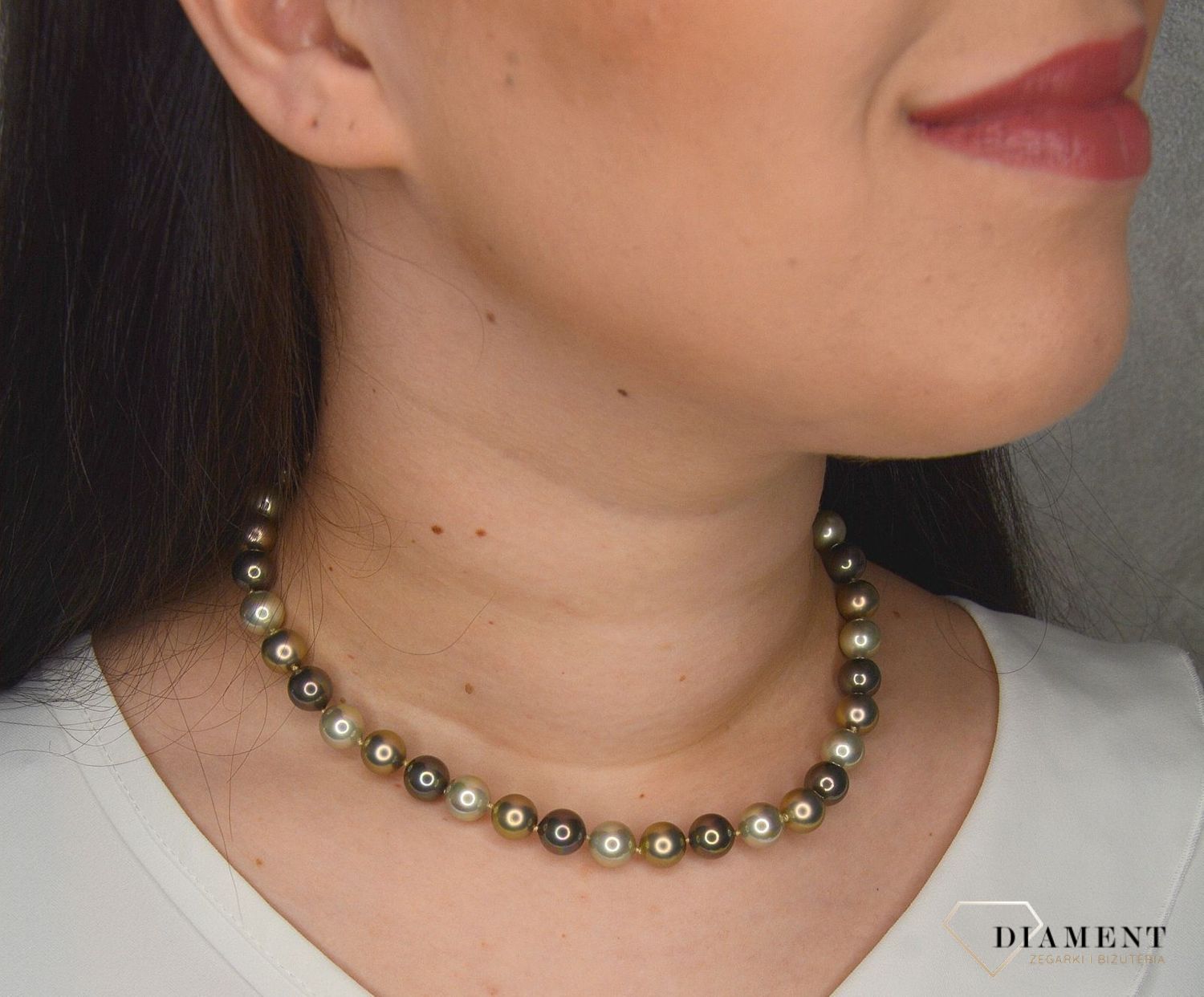 Naszyjnik z perłopławami w ciemnej kolorystyce DIA-NSZ-2376-925.jpg