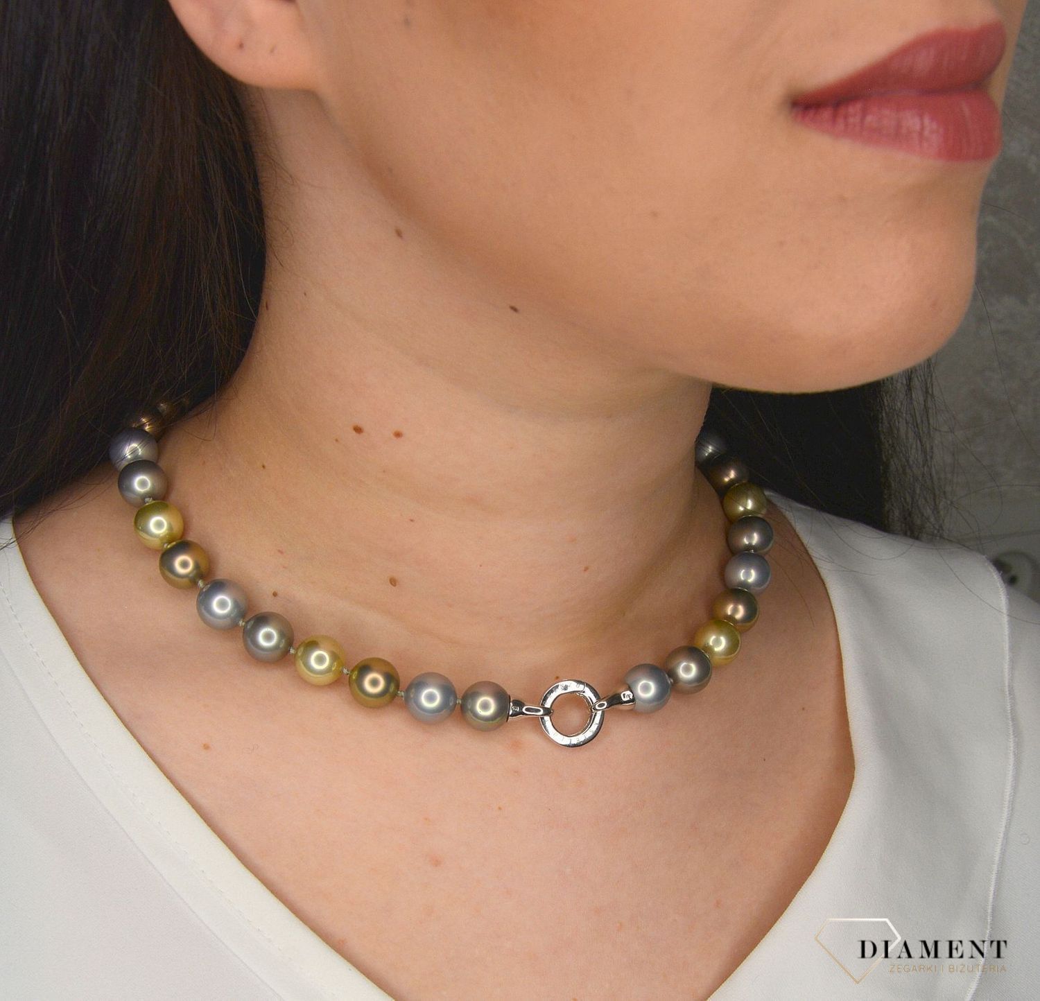 Naszyjnik z perłopławami w kolorze szarym oraz zielonym DIA-NSZ-2377-925.jpg