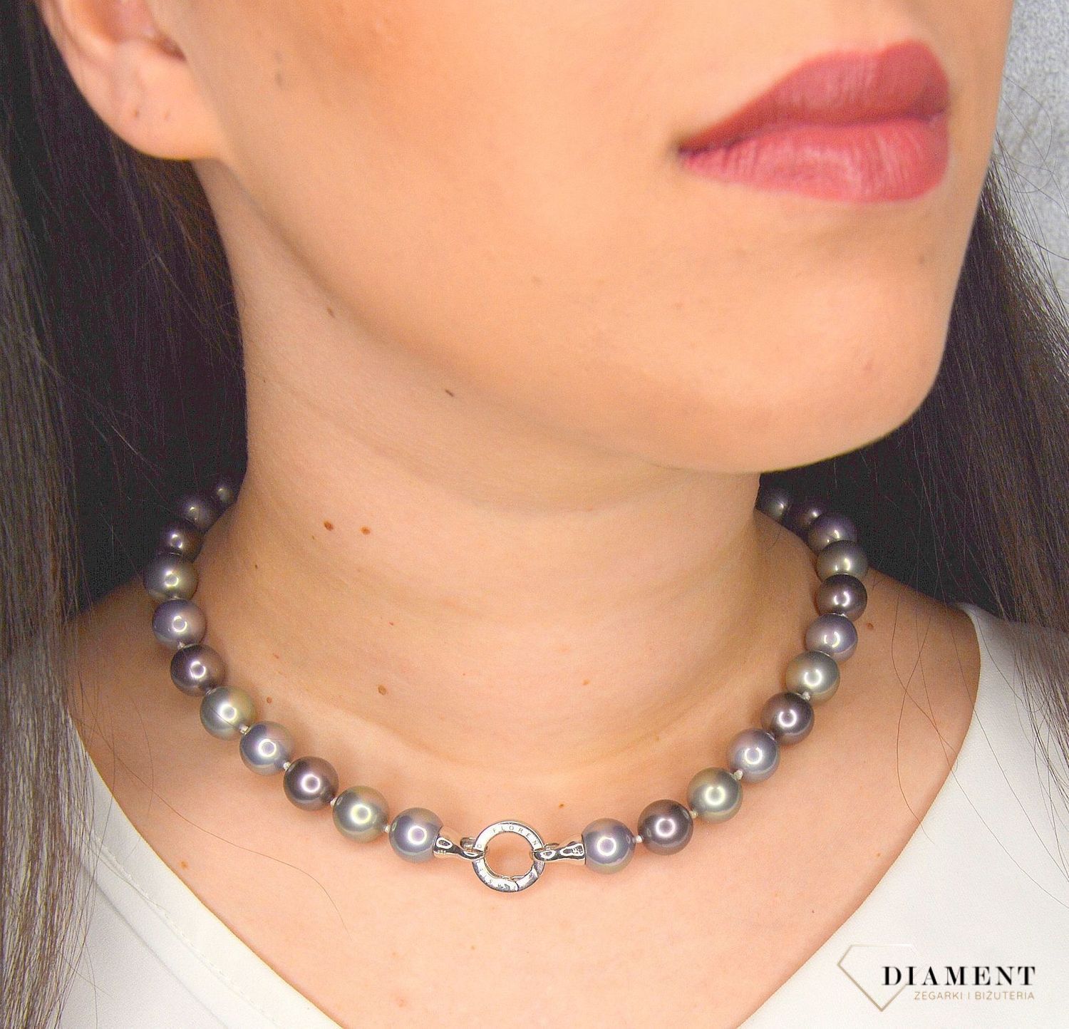 Naszyjnik z perłopławami w szarej, ciemnej kolorystyce DIA-NSZ-2378-925.jpg