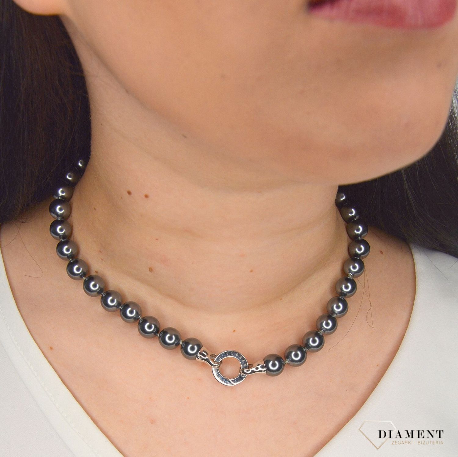 Naszyjnik z perłopławami w kolorze ciemno szarego DIA-NSZ-2380-925.jpg