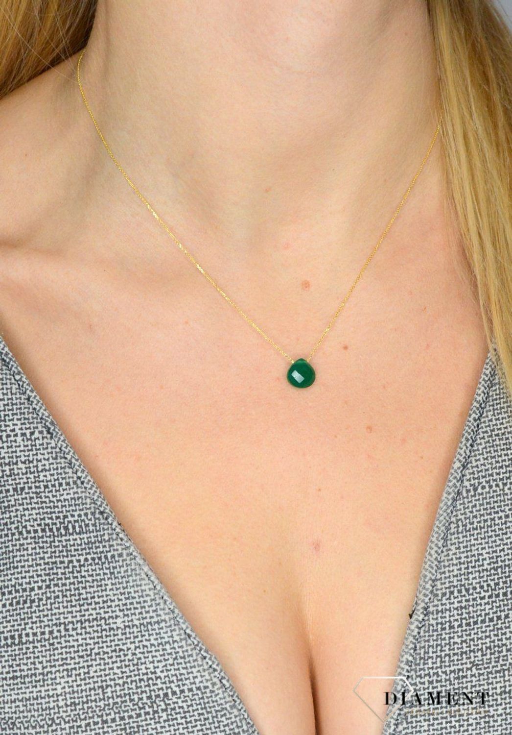 Złoty naszyjnik z chalcedonem chromowym celebrytka 585.jpg