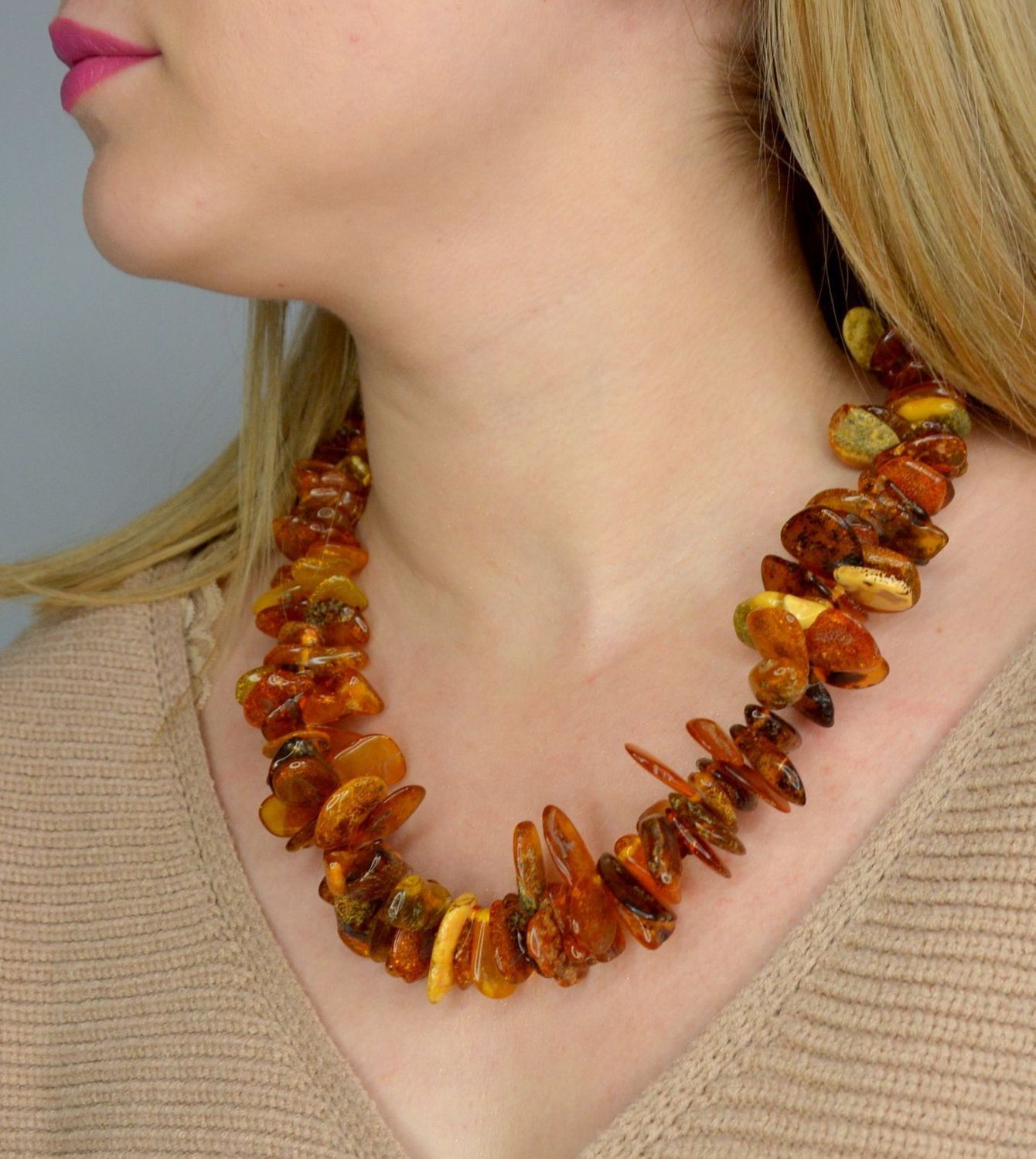 Naszyjnik z bursztynem w kolorze brązu DIA-NSZ-2480-bursztyn.jpg