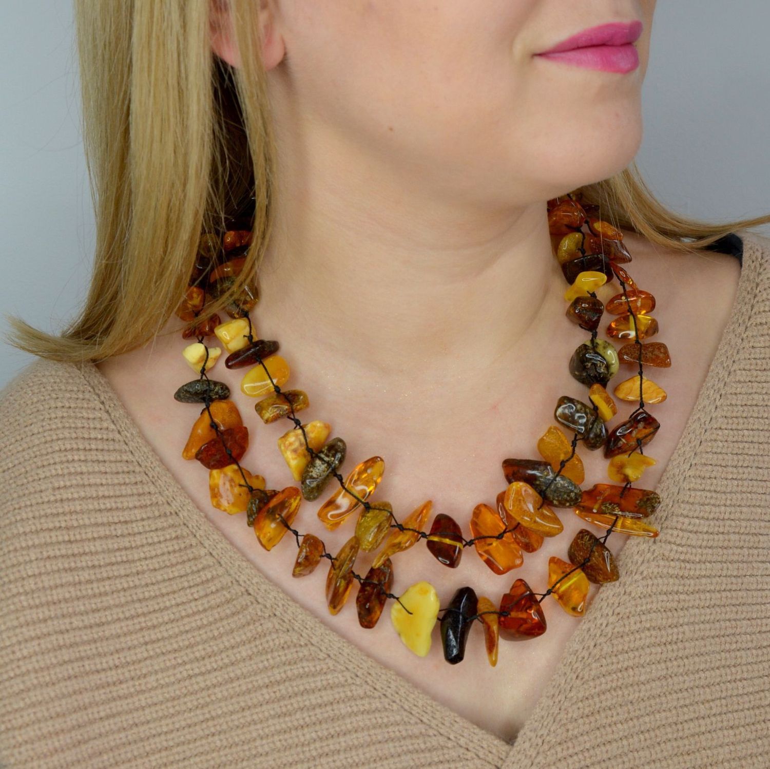 Naszyjnik z bursztynem w różnych barwach DIA-NSZ-2481-bursztyn.jpg