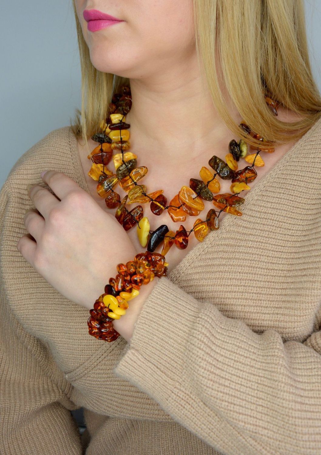 Naszyjnik z bursztynem w różnych barwach DIA-NSZ-2481-bursztyn.jpg
