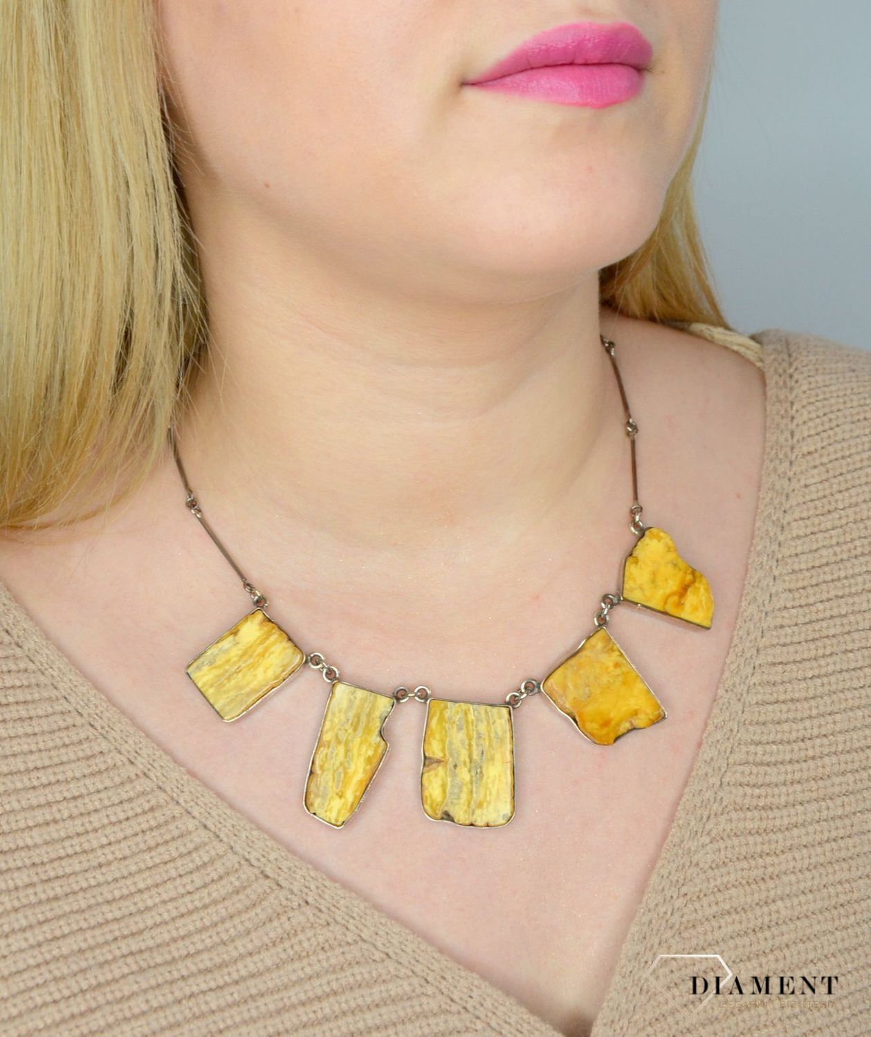 Naszyjnik srebrny z bursztynem w kolorze kremowym DIA-NSZ-2484-bursztyn.jpg