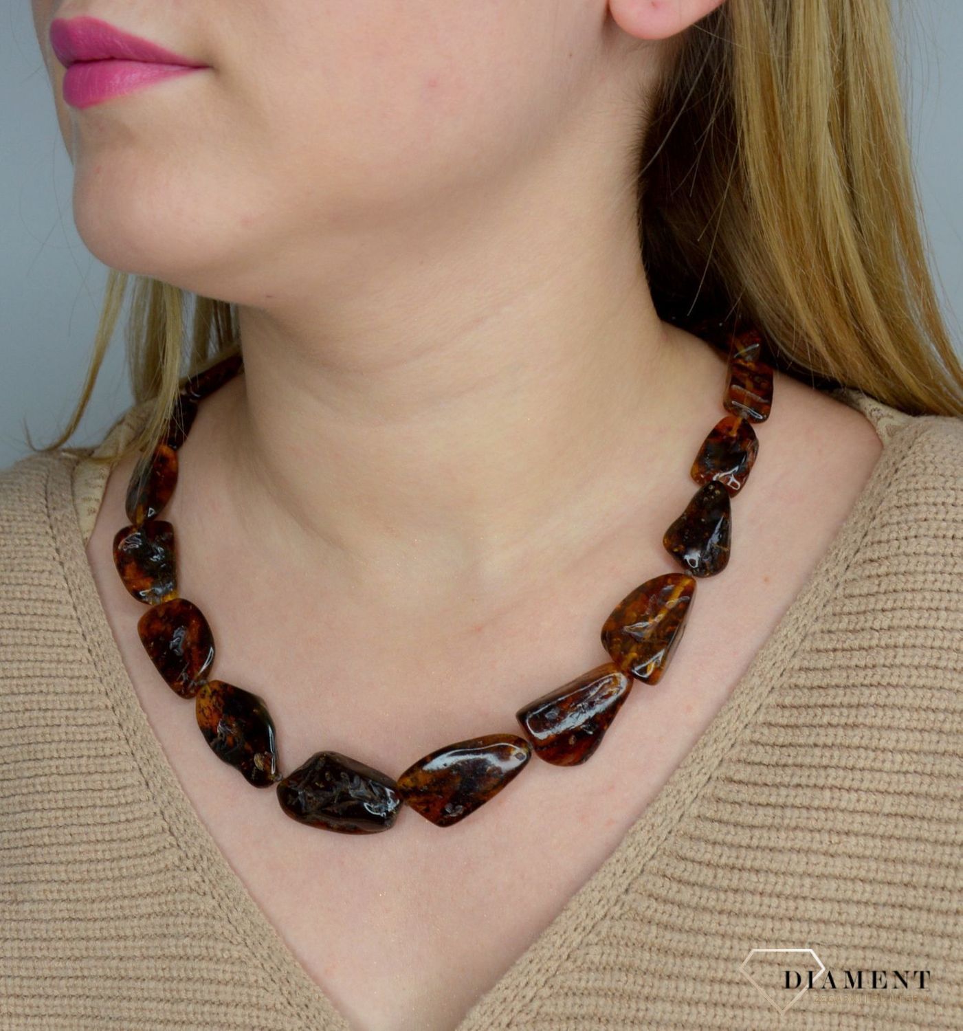 Naszyjnik z bursztynem w kolorze brązu DIA-NSZ-2488-bursztyn.jpg