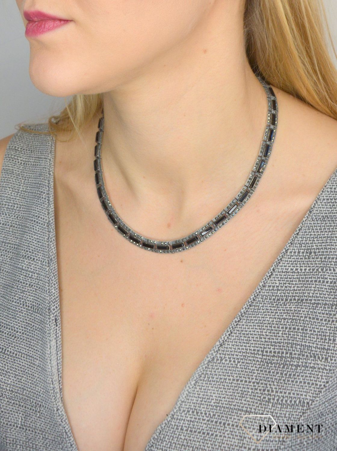 Kolia srebrna z markazytami i czarnym onyksem.jpg