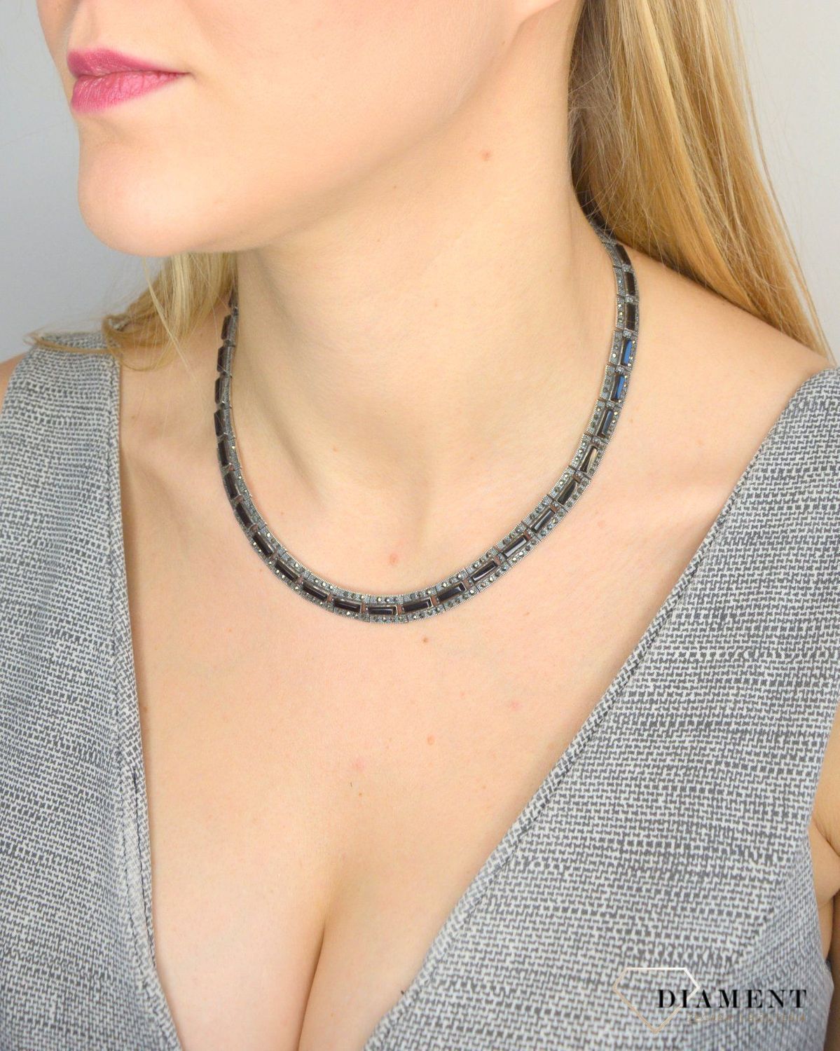 Kolia srebrna z markazytami i czarnym onyksem.jpg