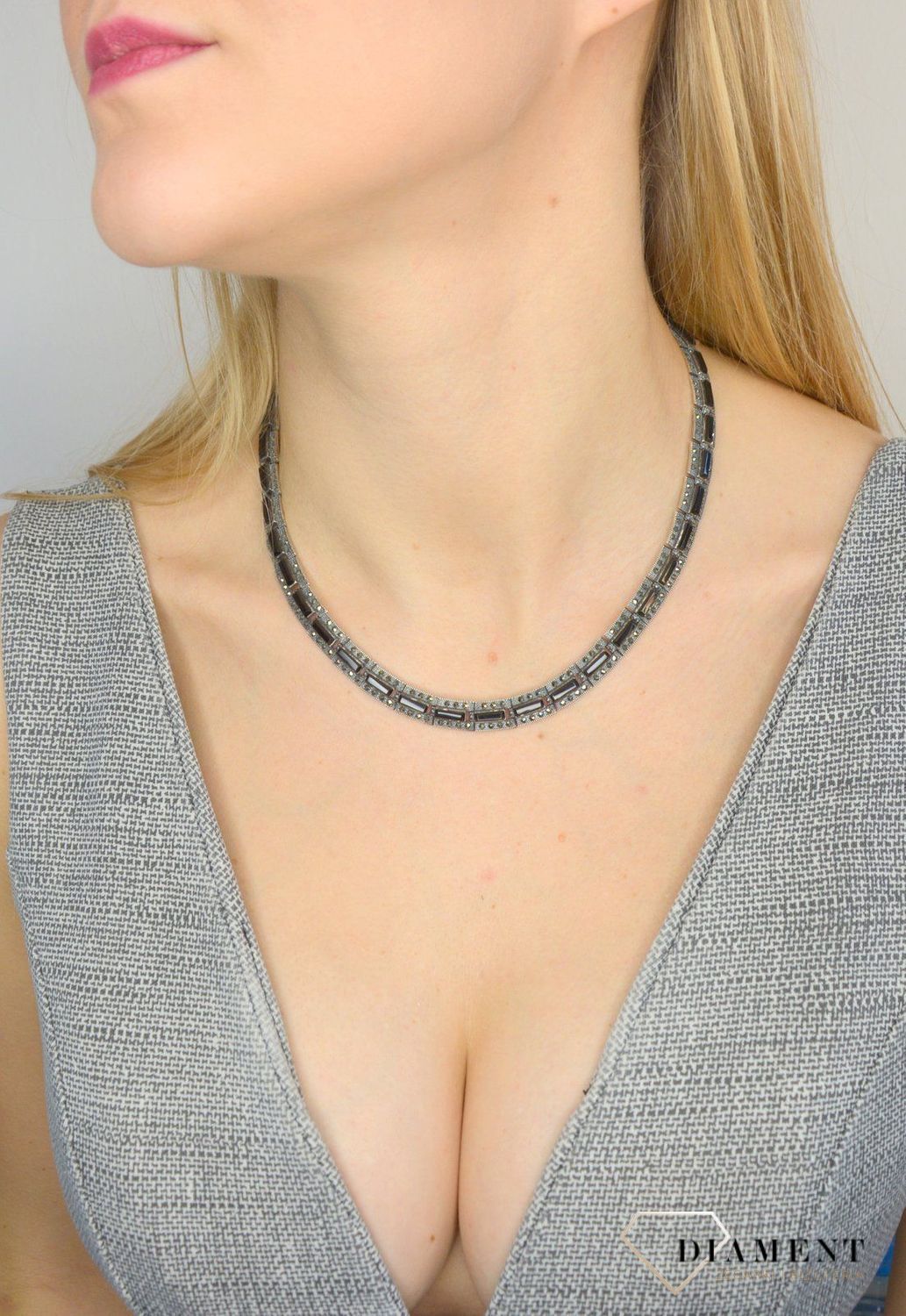 Kolia srebrna z markazytami i czarnym onyksem.jpg