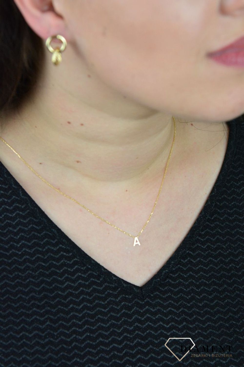 Złoty naszyjnik celebrytka z literka A DIA-NSZ-2545-A-585.jpg