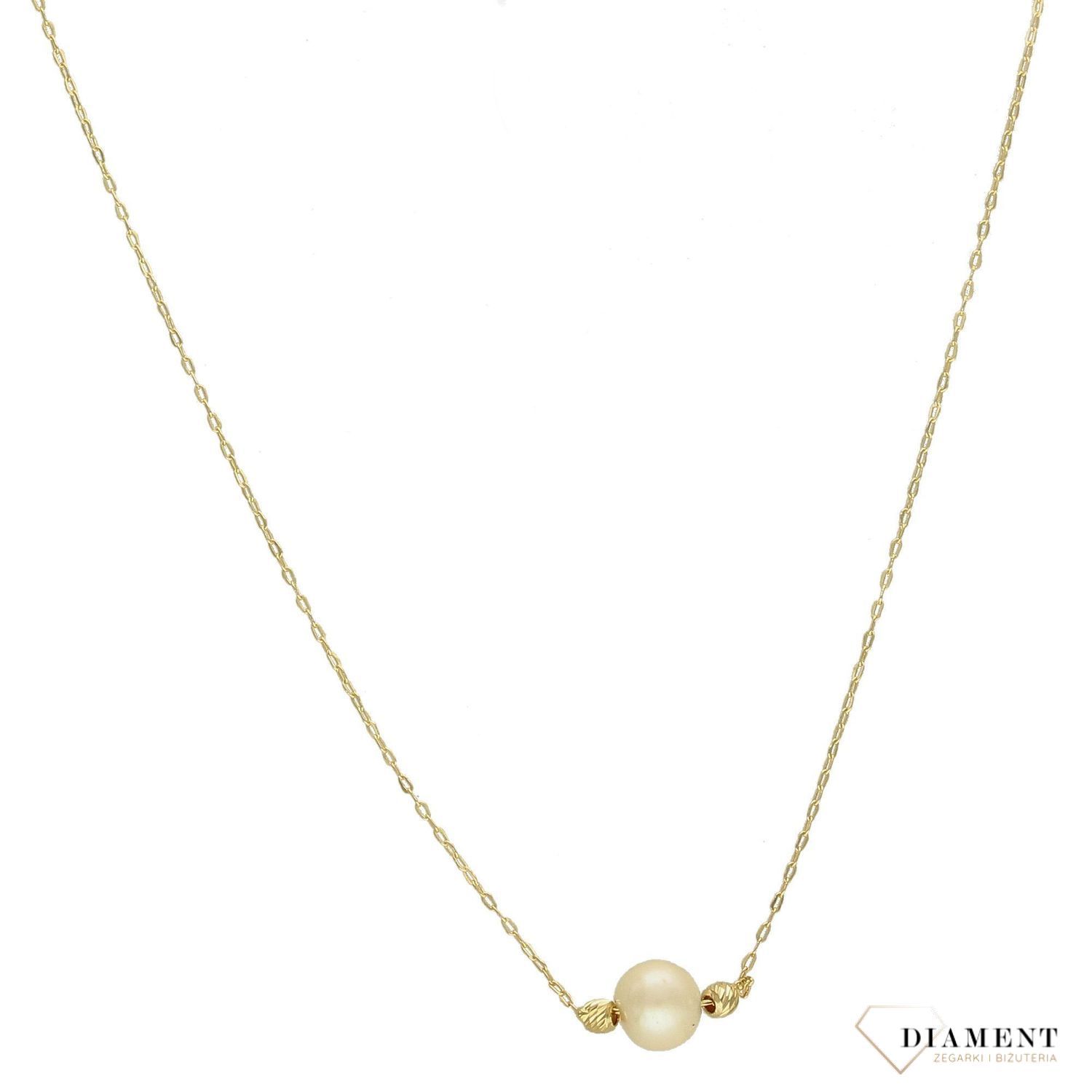 Złoty naszyjnik 585 delikatna celebrytka z perełką DIA-NSZ-2744-585. Uroczy złoty naszyjnik, w którym delikatny łańcuszek został ozdobiony jedynie jedną niewielką perełką. Złoty naszyjnik wykonany z najwyższe.jpg