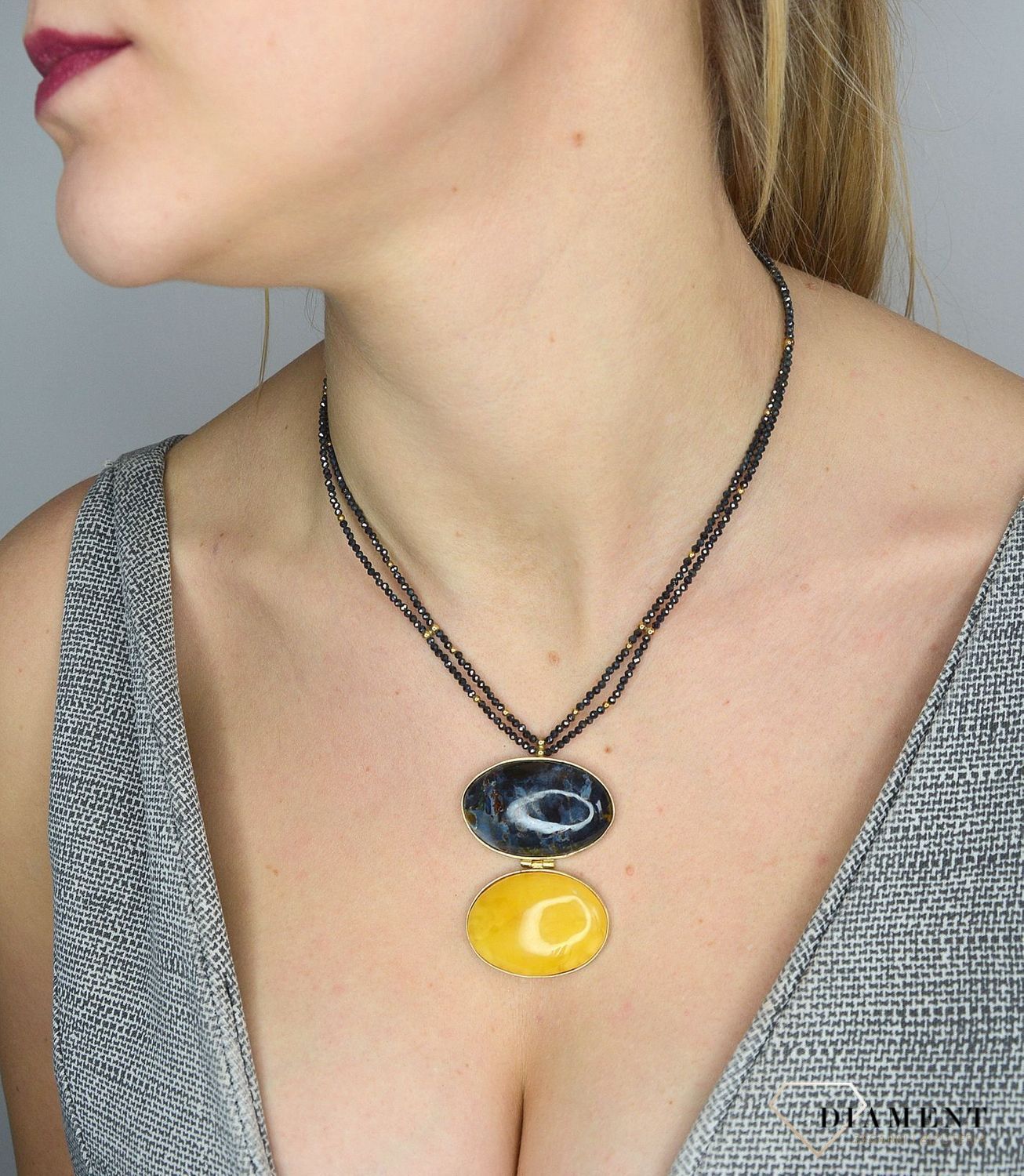 Srebrny naszyjnik z bursztynem i spinel DIA-NSZ-2776-925.jpg