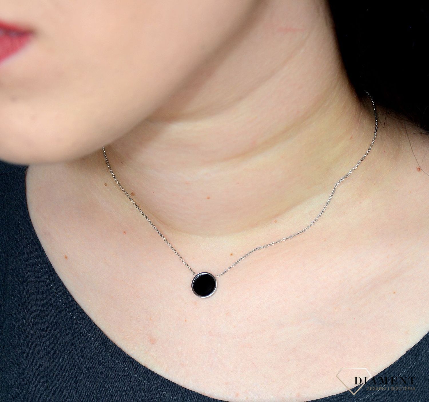 Naszyjnik kółko srebrne z czarną emalią do graweru DIA-NSZ-2798-STAL.jpg