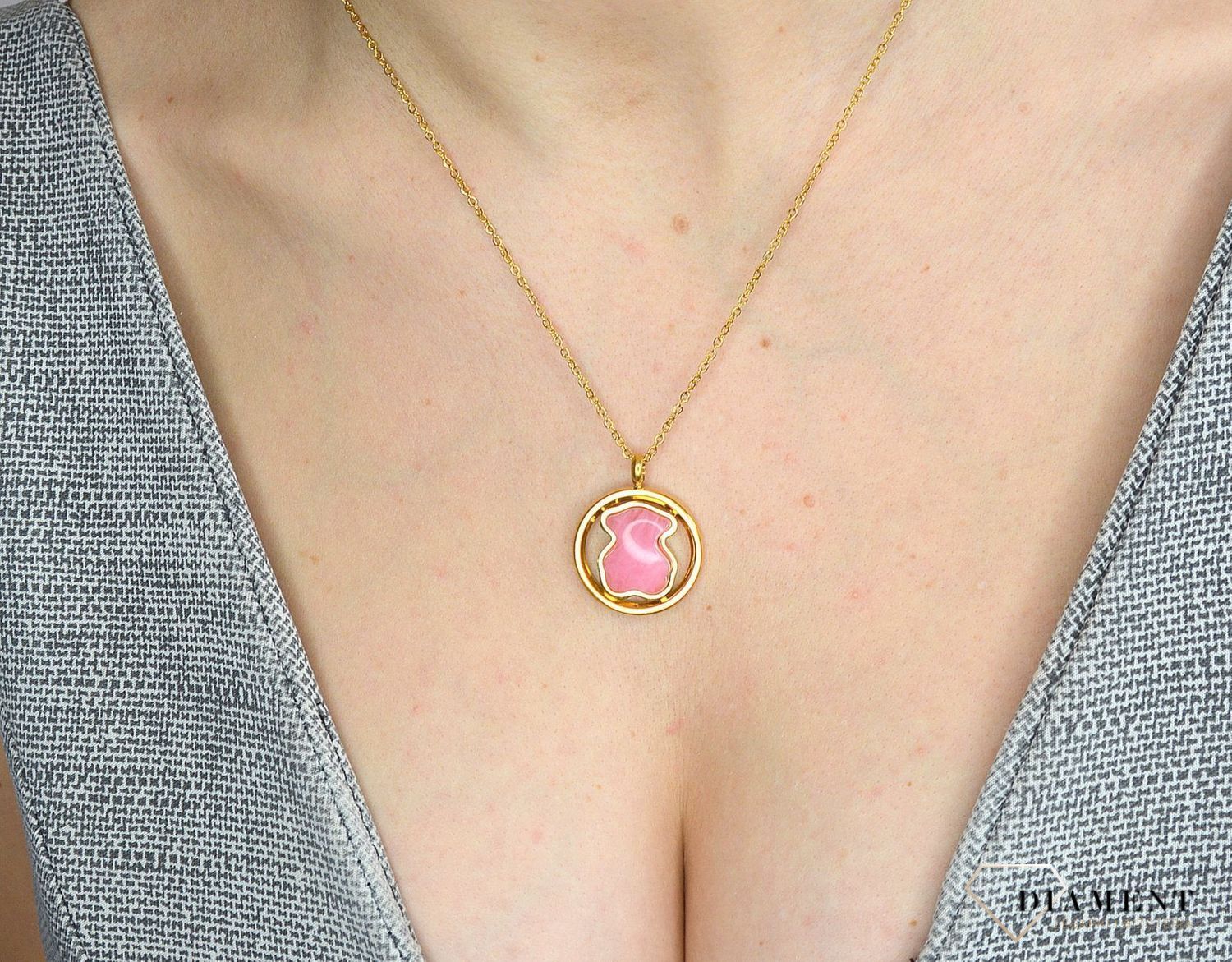 Naszyjnik damski z zawieszką różowy miś DIA-NSZ-2801-STAL.jpg