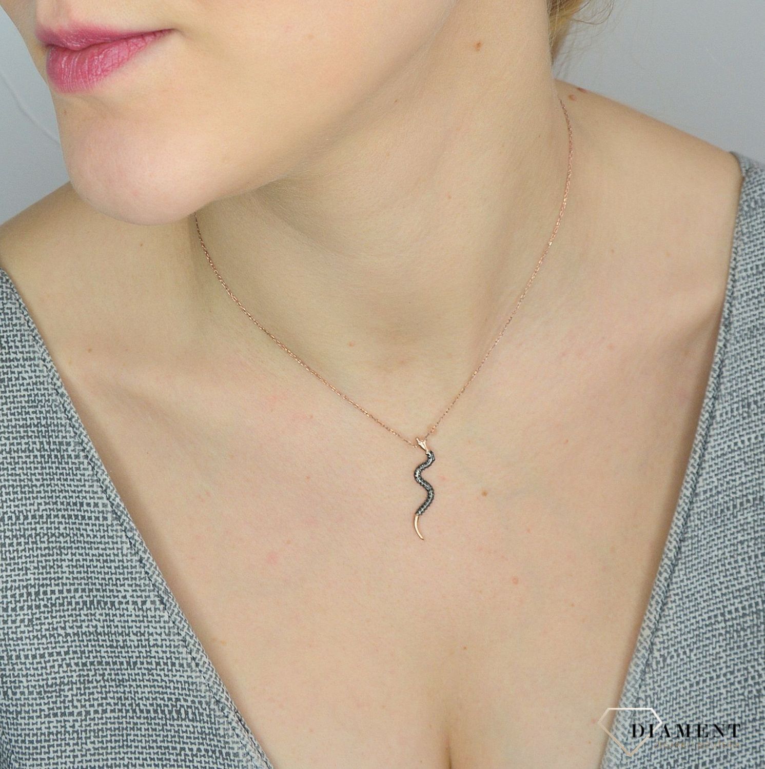 Srebrny naszyjnik pozłacany z wężem DIA-NSZ-2831-925.jpg