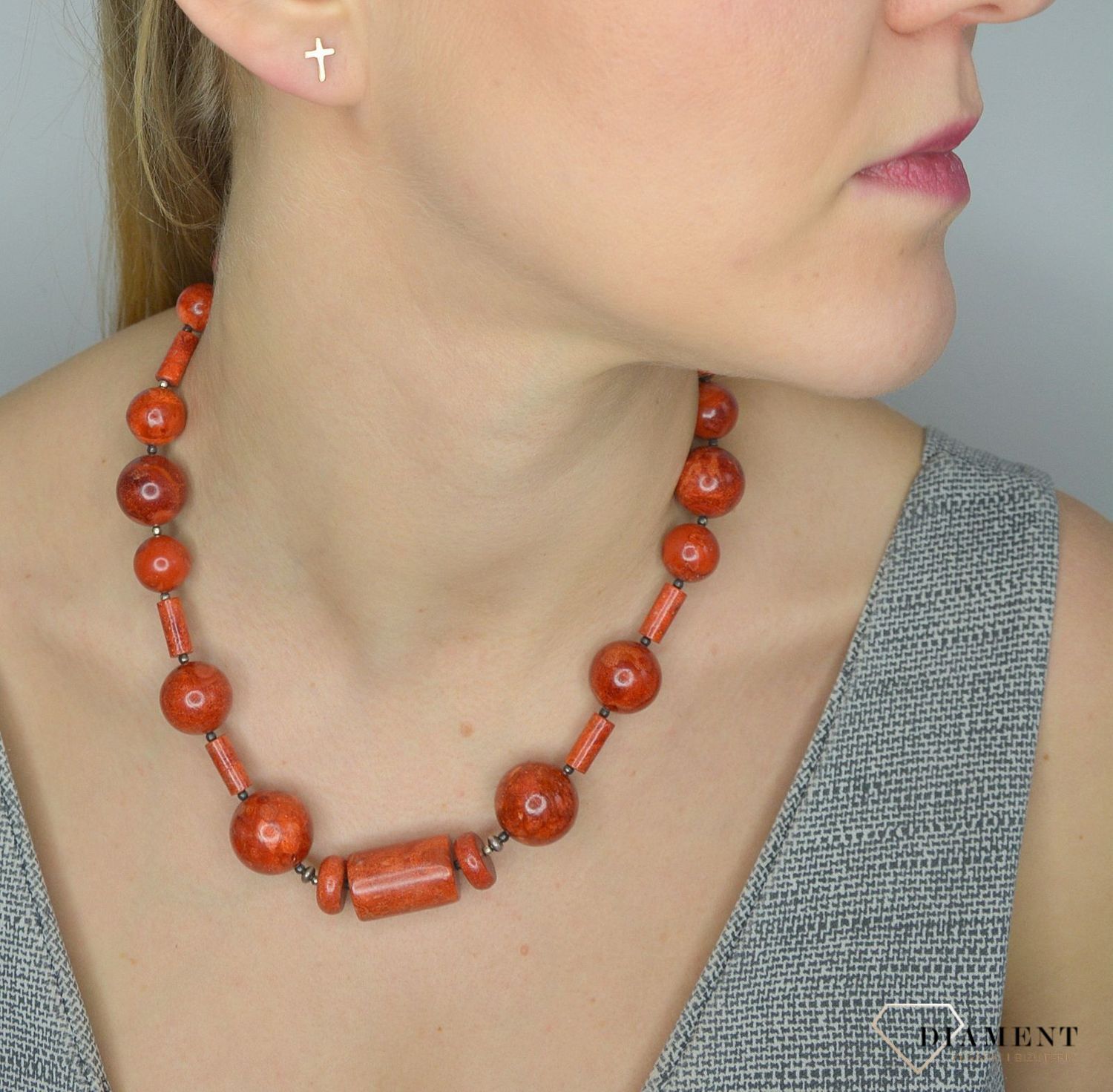 Naszyjnik z kamieniami naturalnymi koralowiec DIA-NSZ-2844-925. Efektowny naszyjnik z elementami srebra.jpg